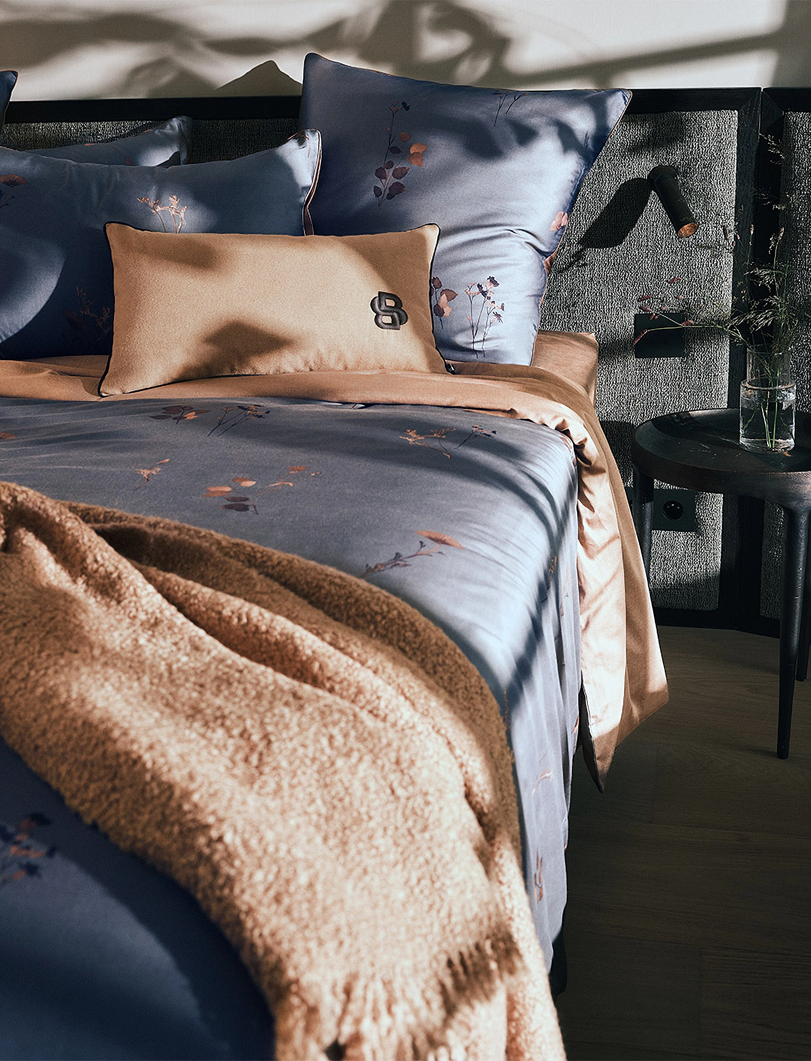 Boss Home Midnight Fitted Sheet, 180X200 cm, Bedtextiles, Braun - Sheets, Homeware