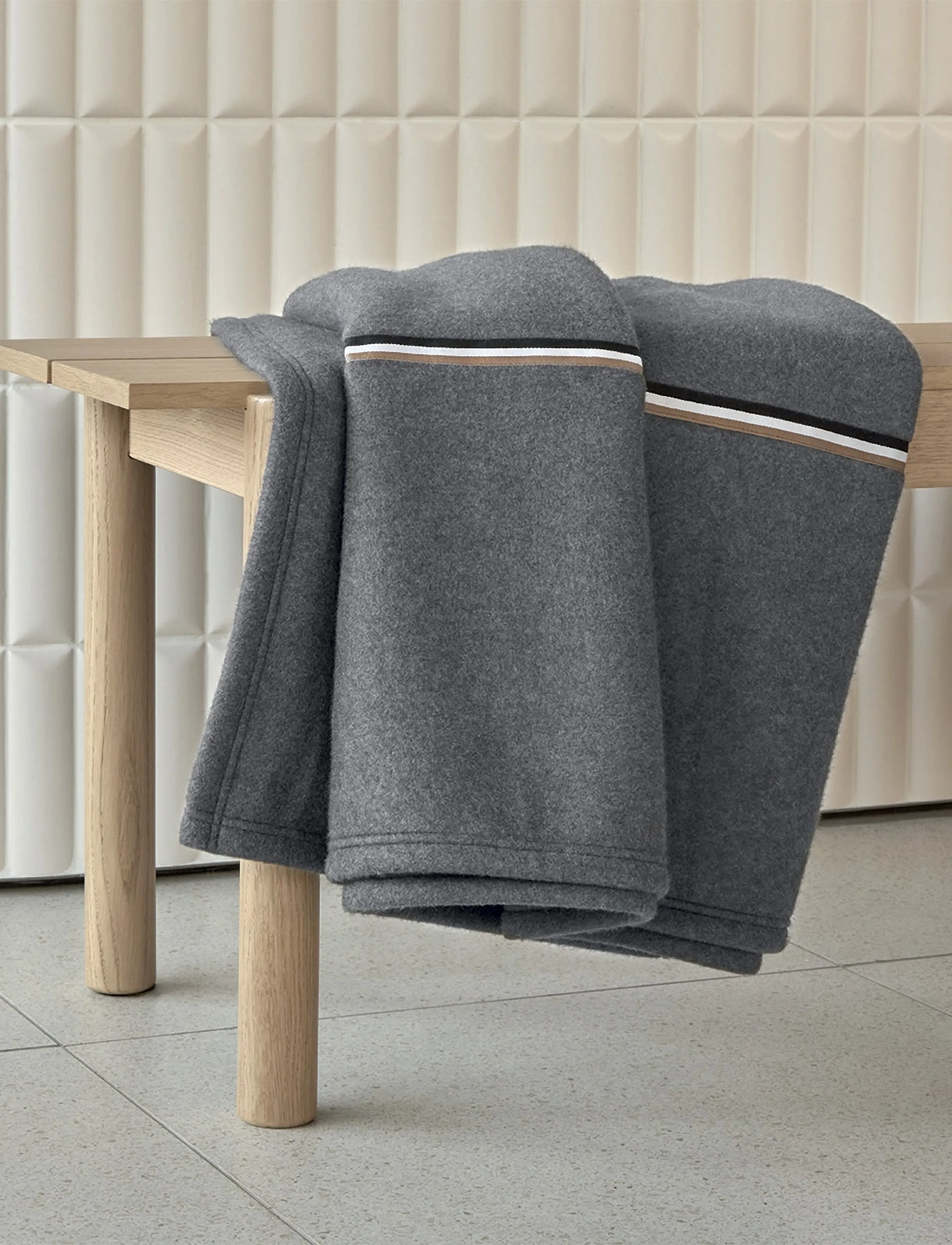Boss Home Blinea Throw, 130X170 cm, Grey, Puder & Tæpper > Tæpper & Plaider, Unisex