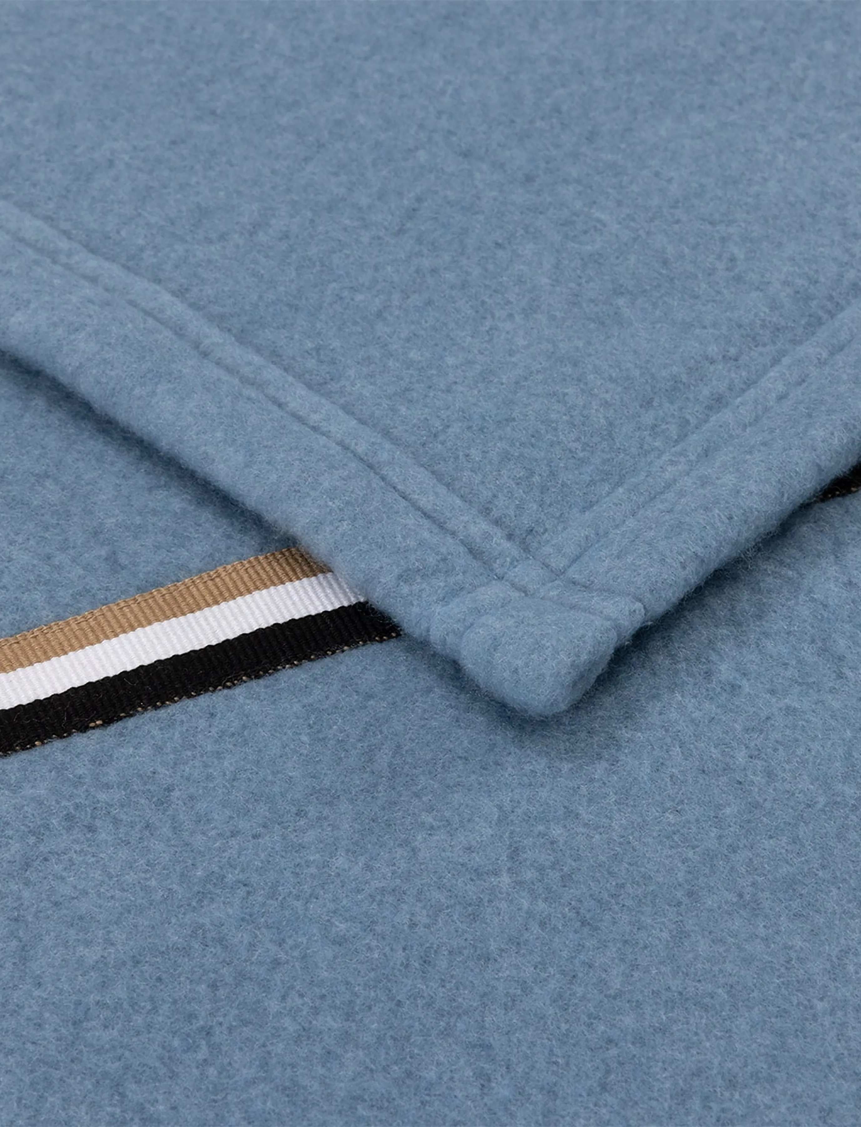 Boss Home - BLINEA Throw - pleedid - horizon - 2