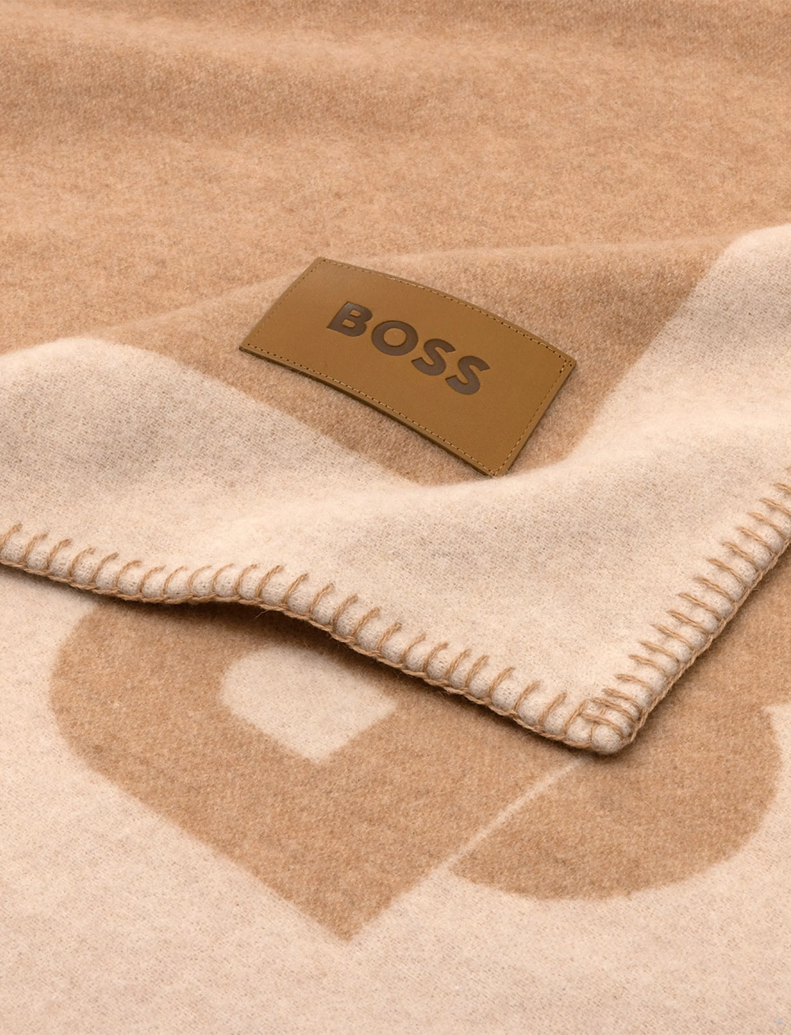 Boss Home - SIGNATUR Throw - beige - 4