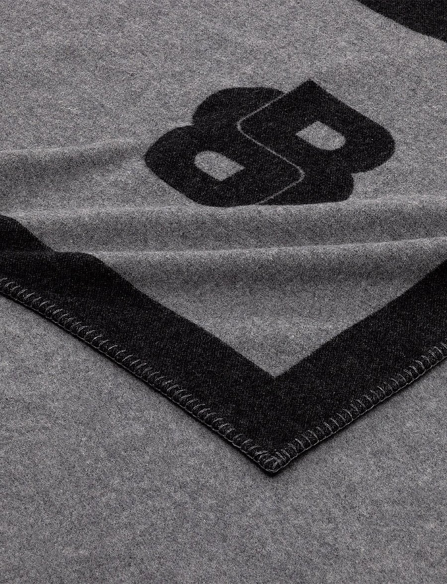 Boss Home - SIGNATUR Throw - couvertures - graphit - 4