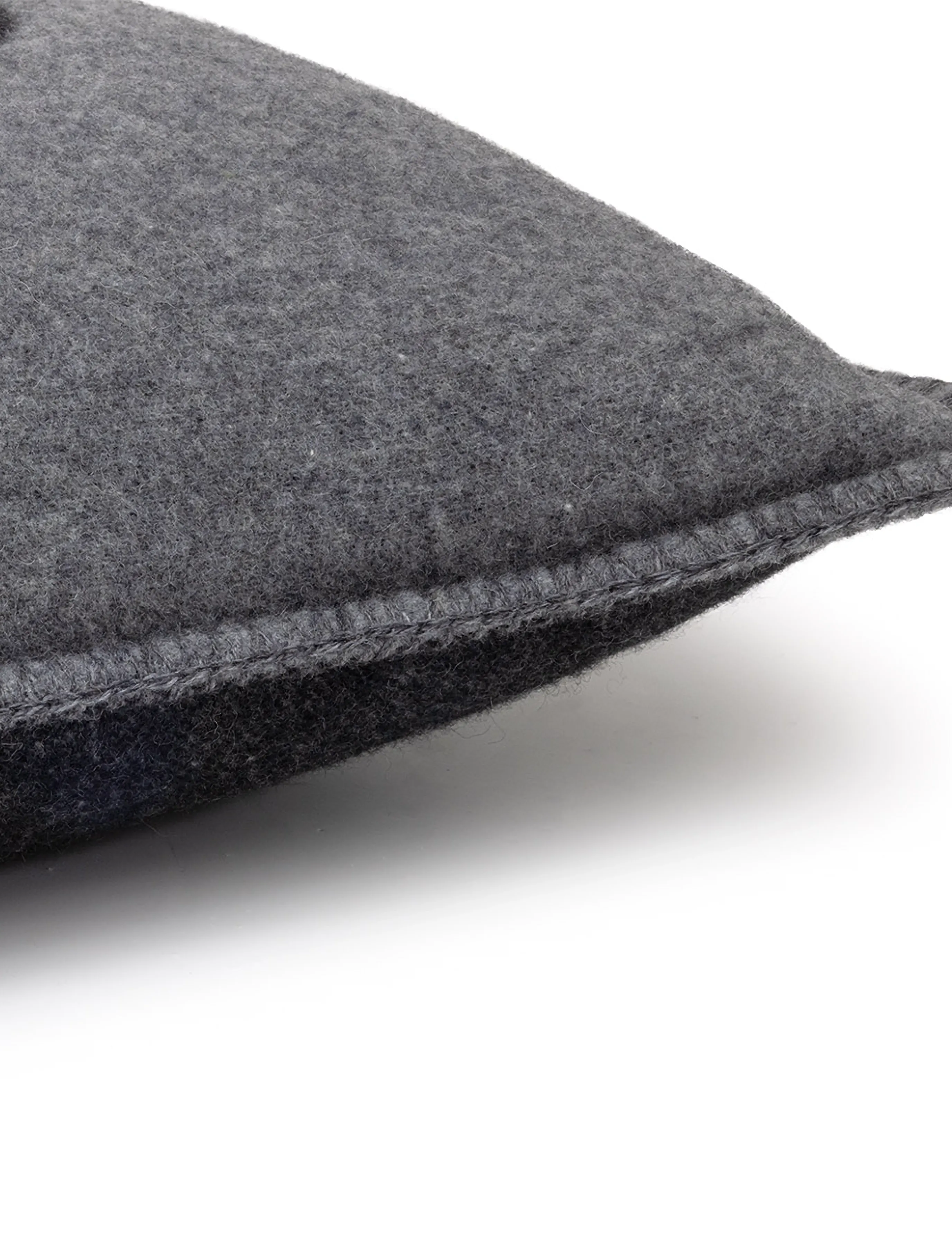 Boss Home - SIGNATUR Cushion cover - graphit - 3