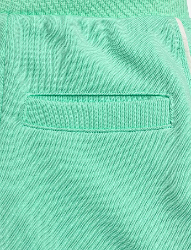 Hugo Kids - SHORT - lühikesed dressipüksid - green - 4