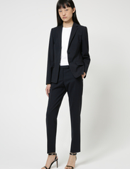 HUGO - The Fitted Trousers - tailored trousers - dark blue - 6