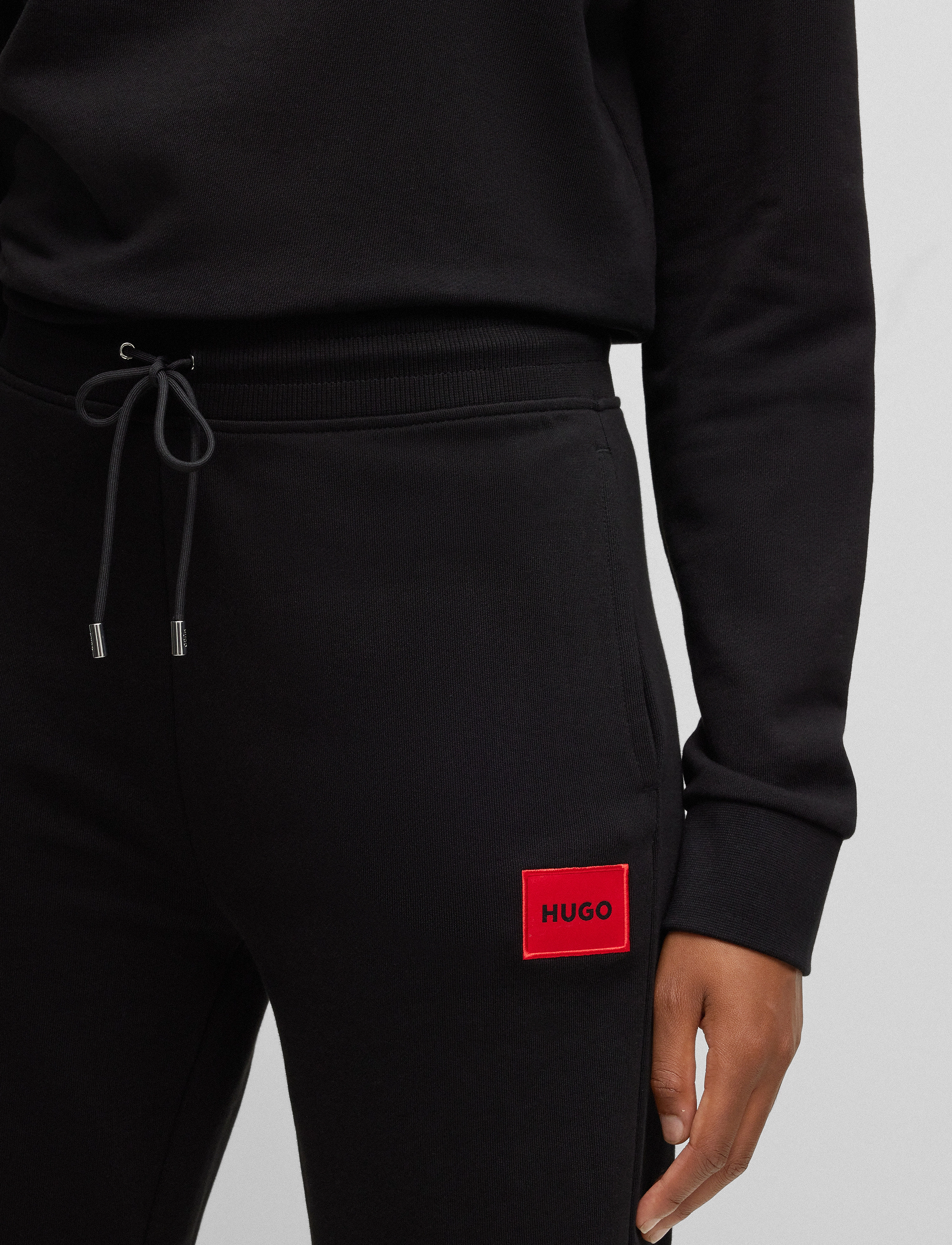 HUGO - Dachibi_redlabel - black - 4