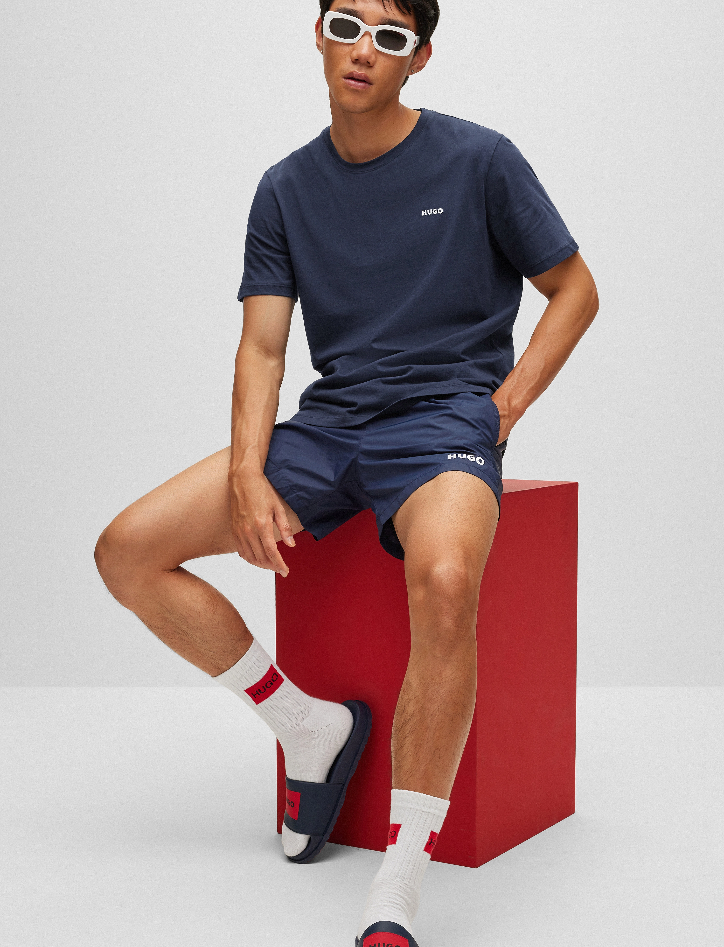 HUGO - Dero222 - kortærmede t-shirts - dark blue - 2