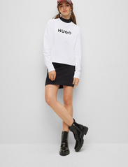 HUGO - The HUGO Sweater - kobiety - white - 1