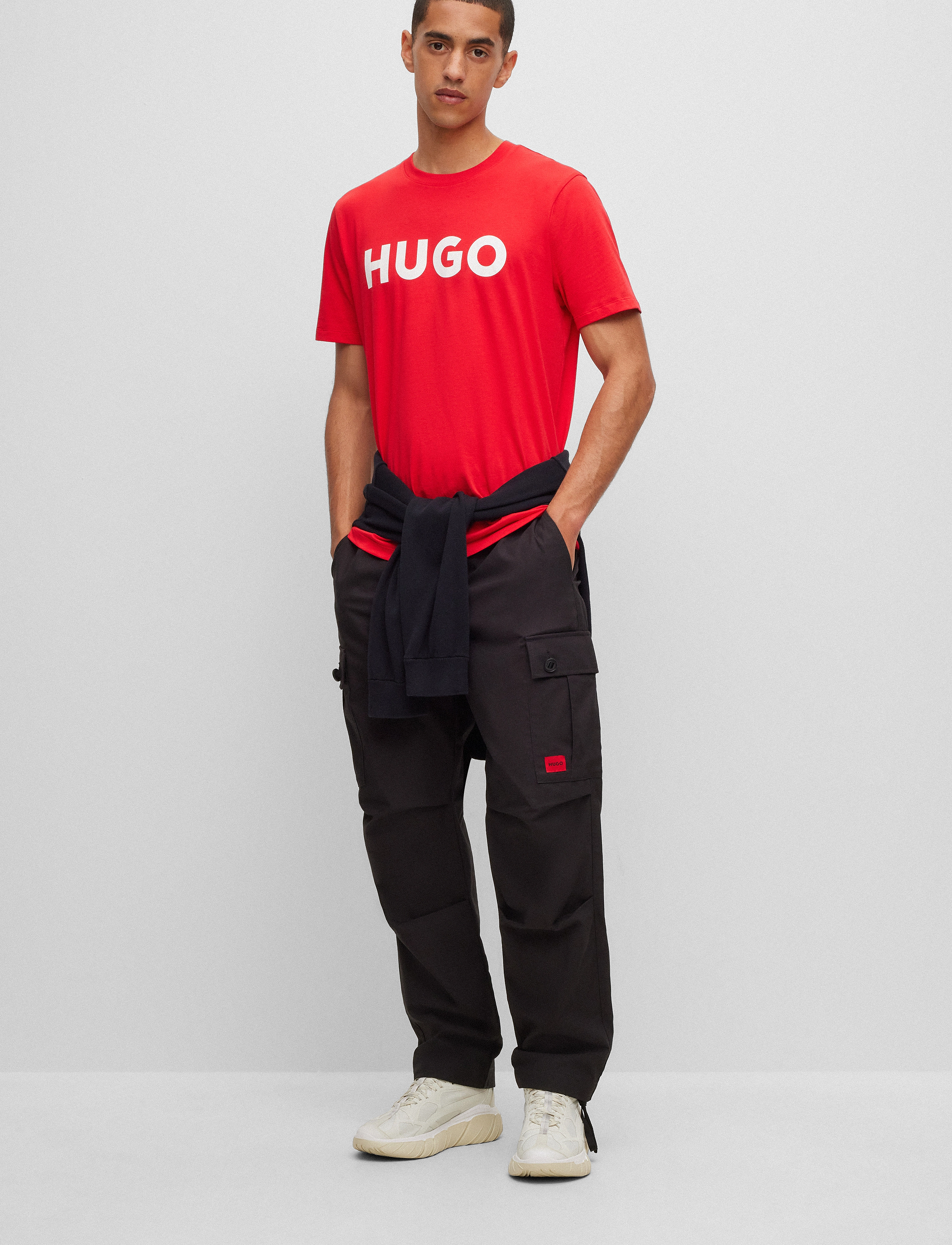 HUGO - Garlo233 - black - 2