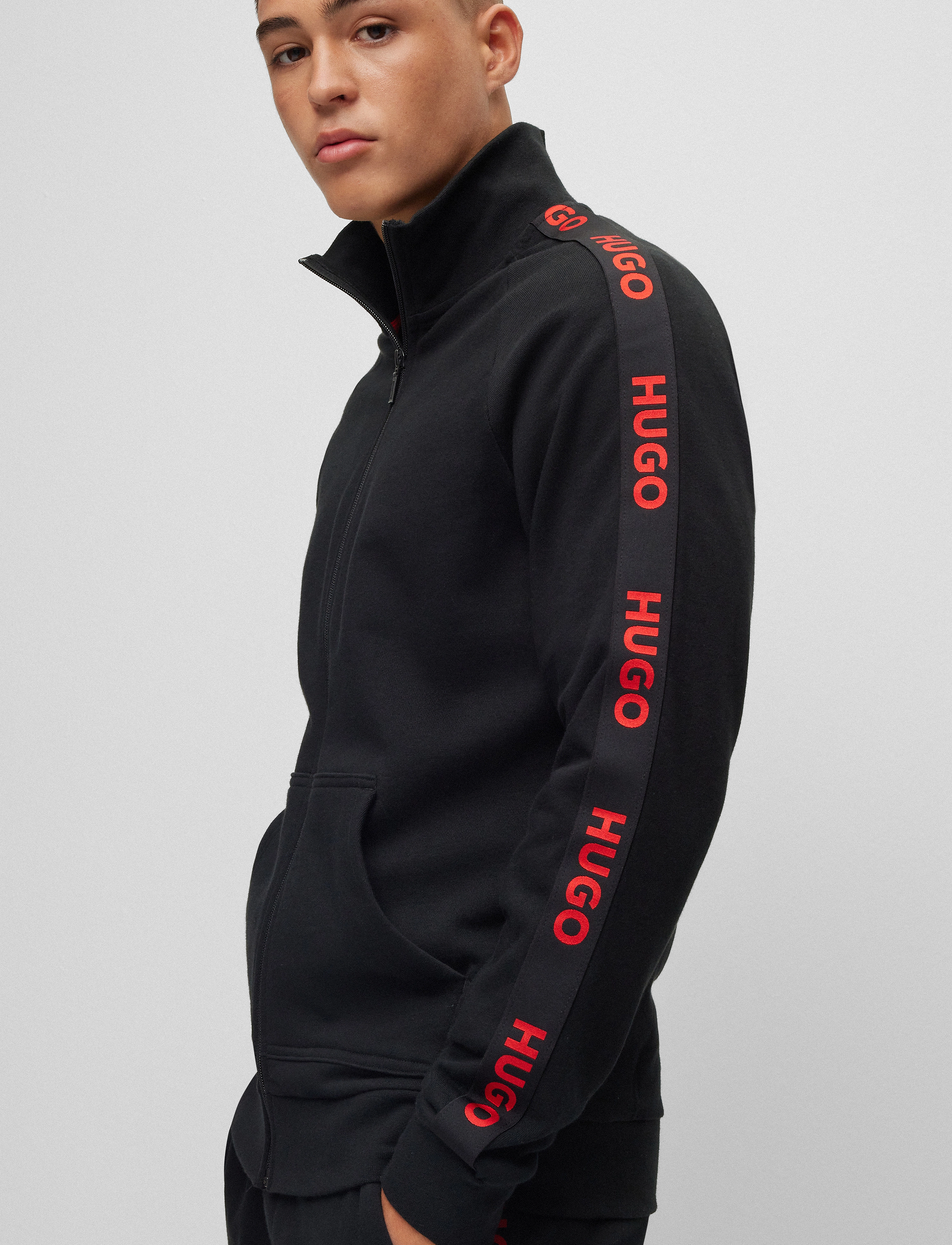 HUGO - Sporty Logo JacketZp - black - 3