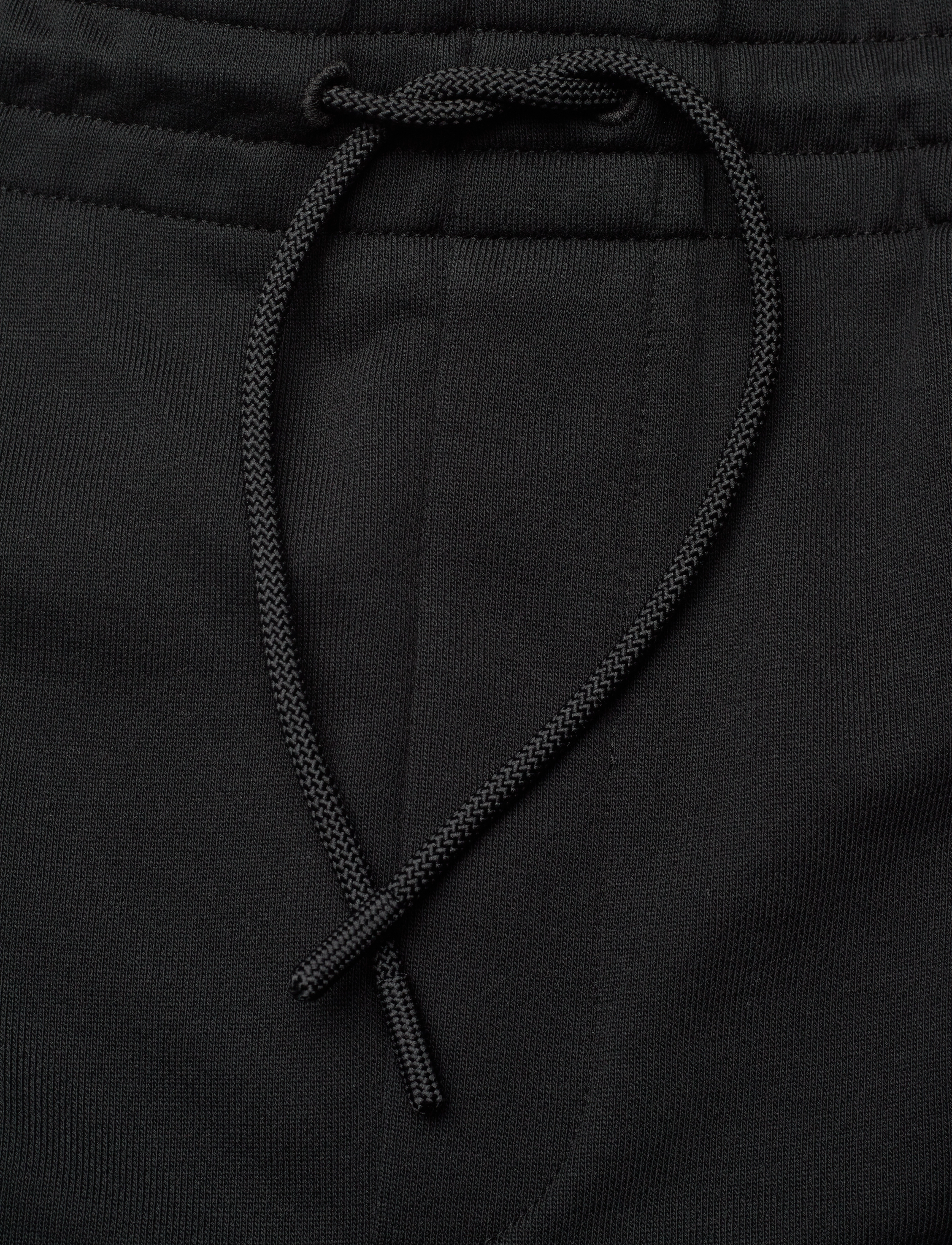 HUGO - Darong_H - black - 3