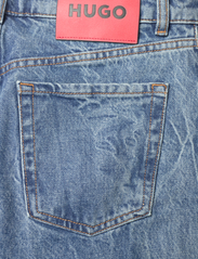 HUGO - 937_7 - jeans met wijde pijpen - bright blue - 4
