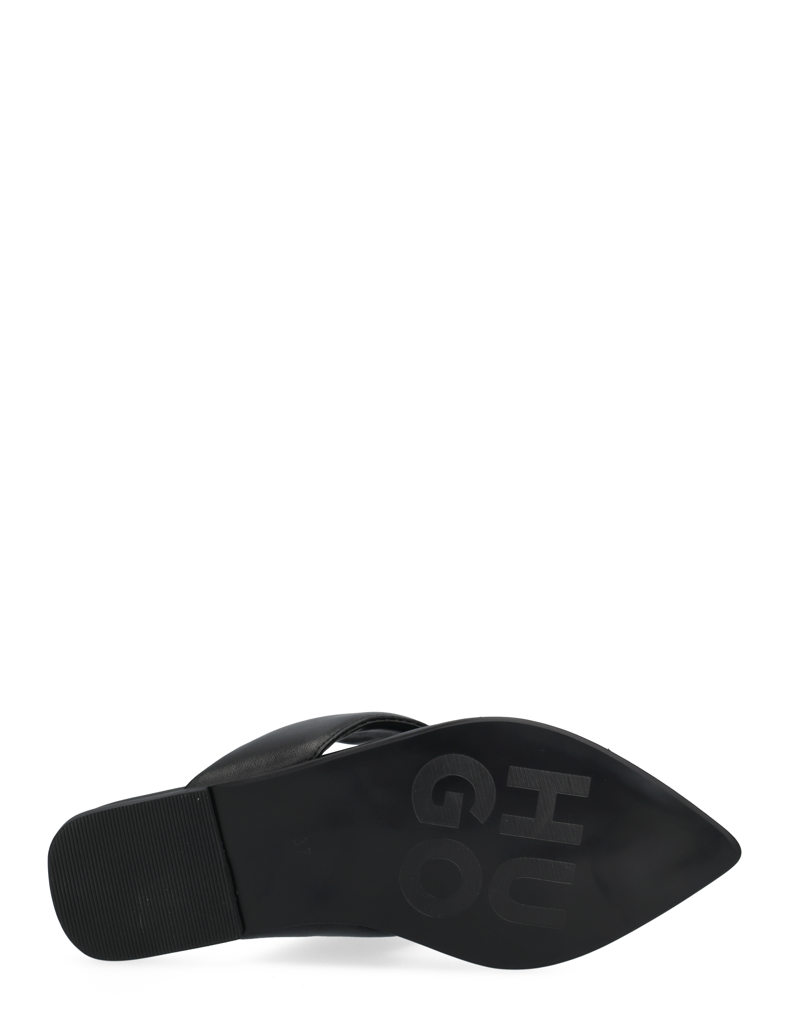 HUGO - Ellye_Thong_NAPD - black - 4