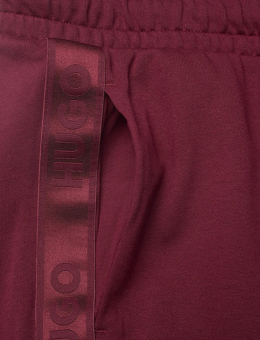 HUGO - LIAM Long pant - shoppa efter stil - dark red - 4