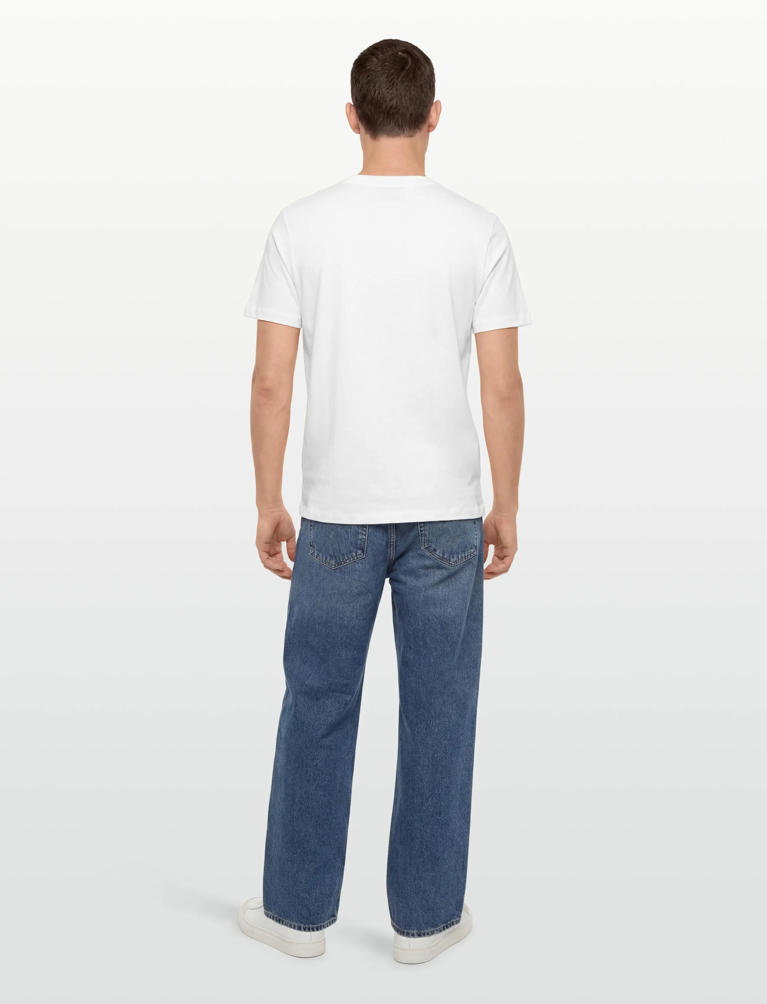 HUGO - Dobero - short-sleeved t-shirts - white - 4
