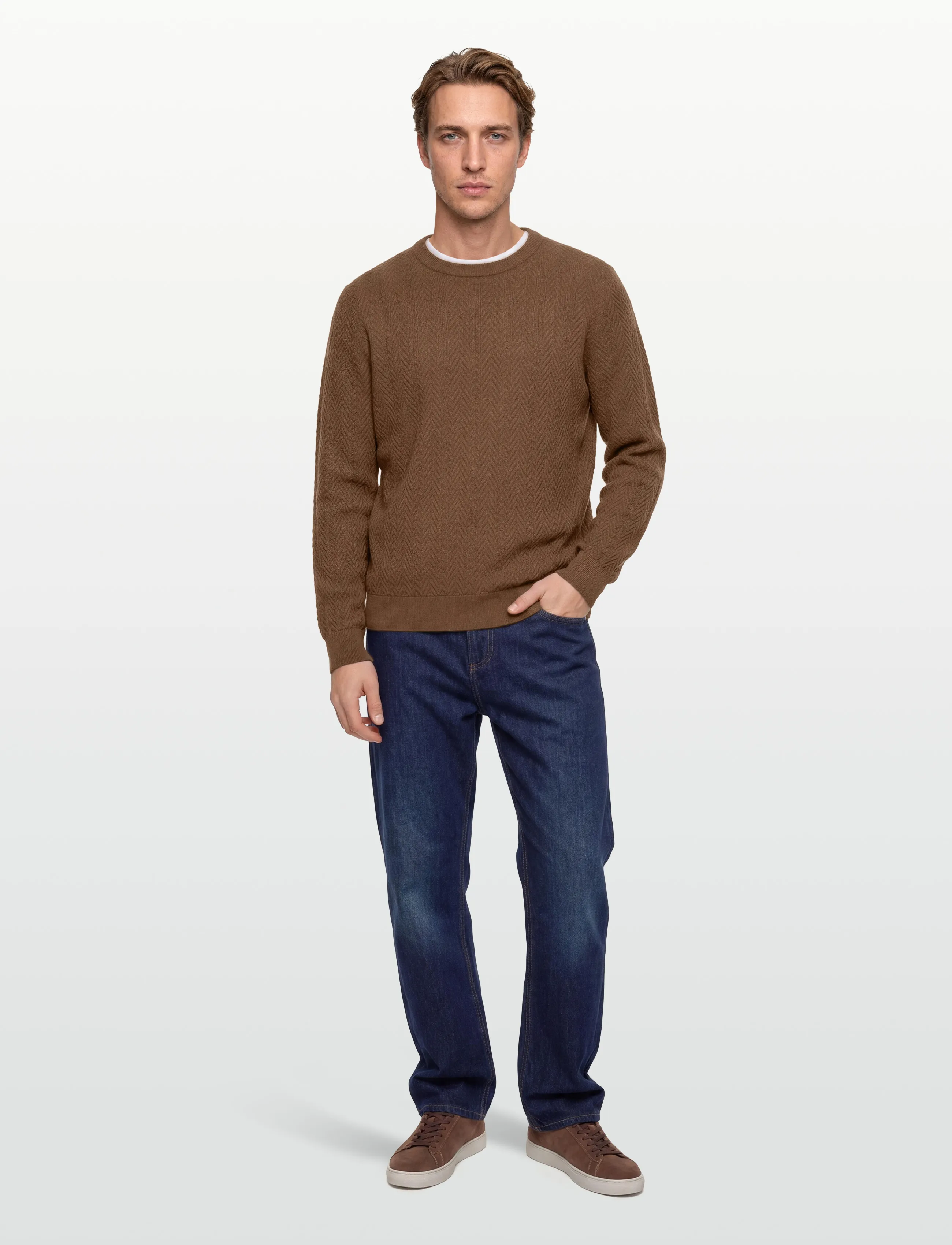 HUGO Simo, M, Brown, Strik > Runde Halse, Herre