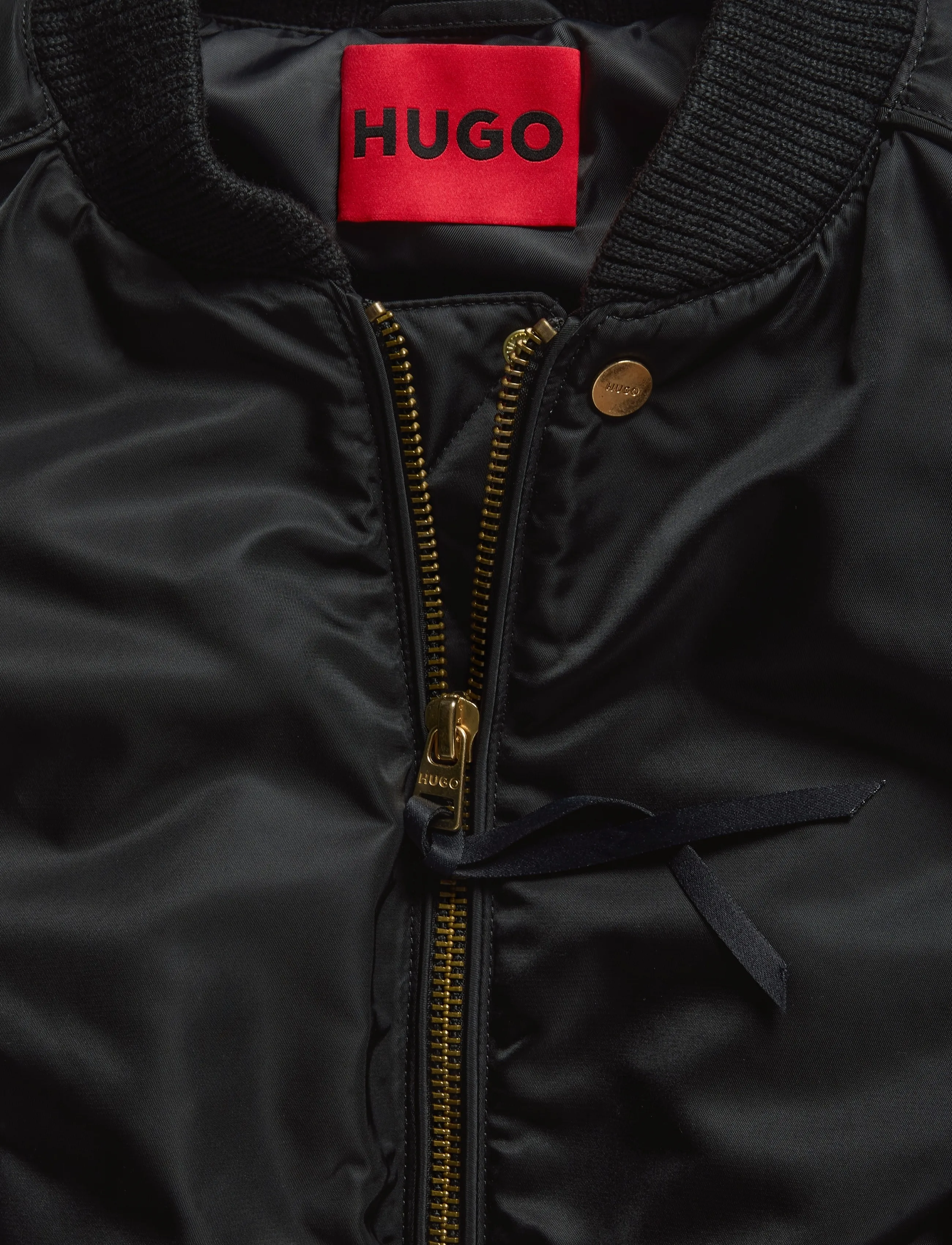 HUGO - Ferida-2 - black - 4
