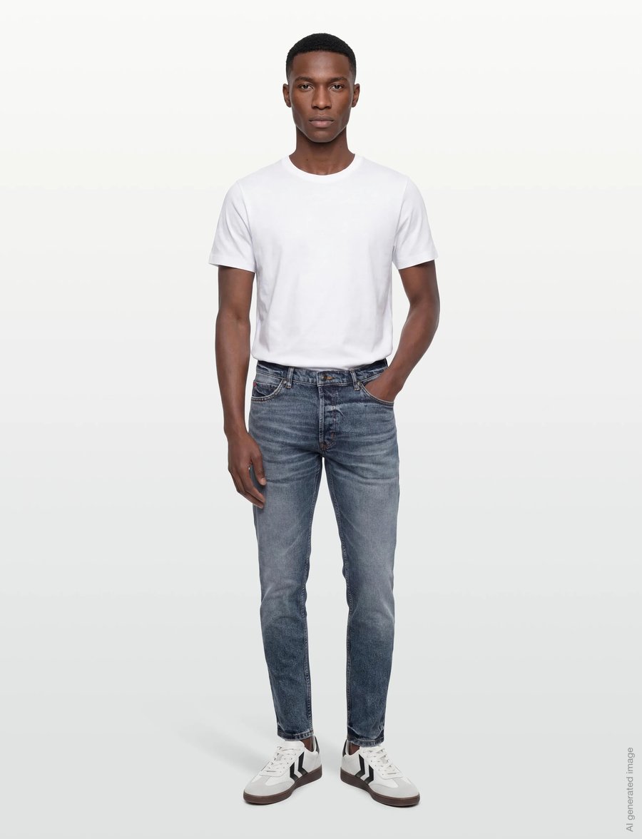 HUGO - HUGO 634 - tapered jeans - bright blue - 0