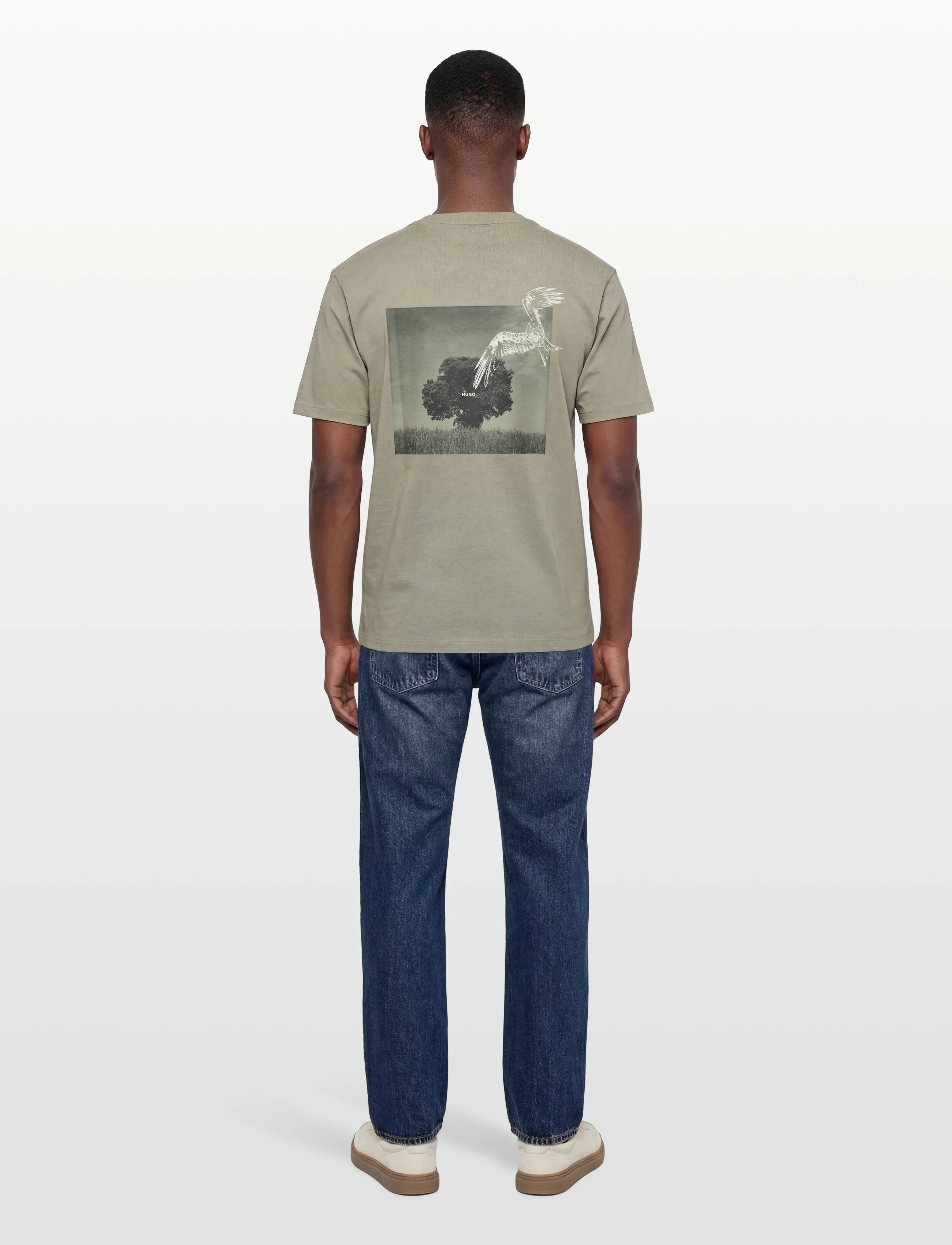 Cotton-jersey T-shirt with rear graphic 7