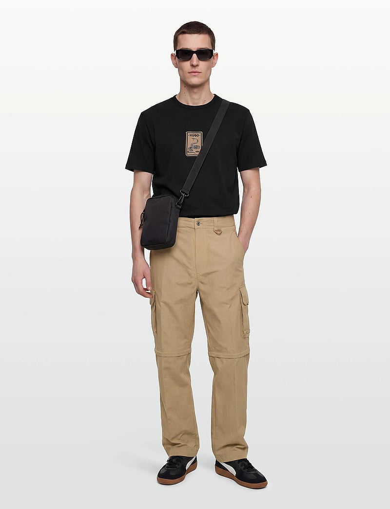HUGO - Dobul - short-sleeved t-shirts - black - 0