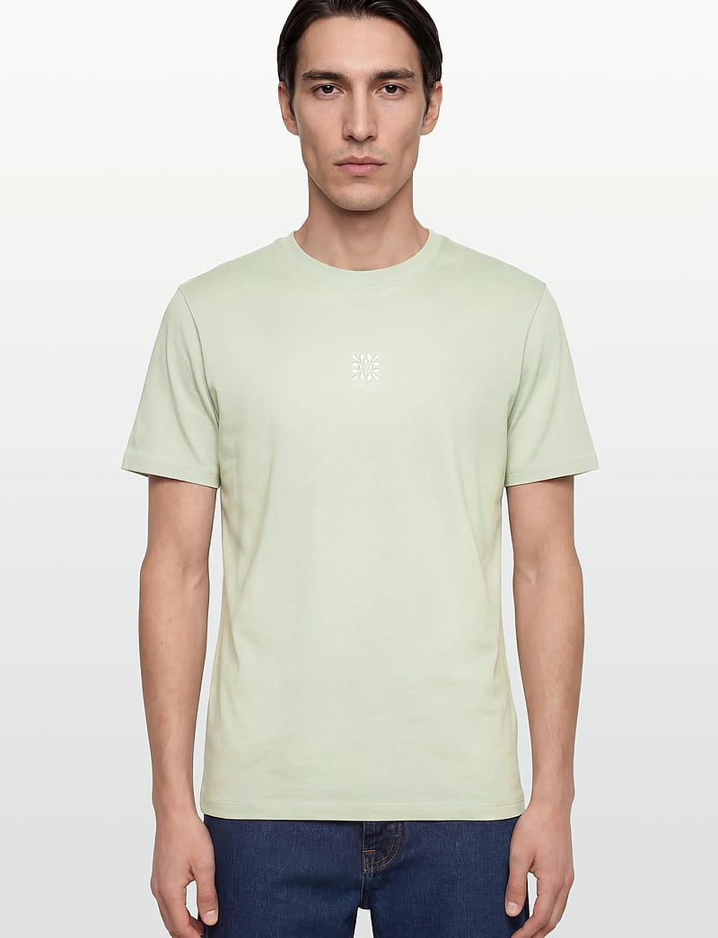 HUGO - Darusi - kortærmede t-shirts - light/pastel green - 3