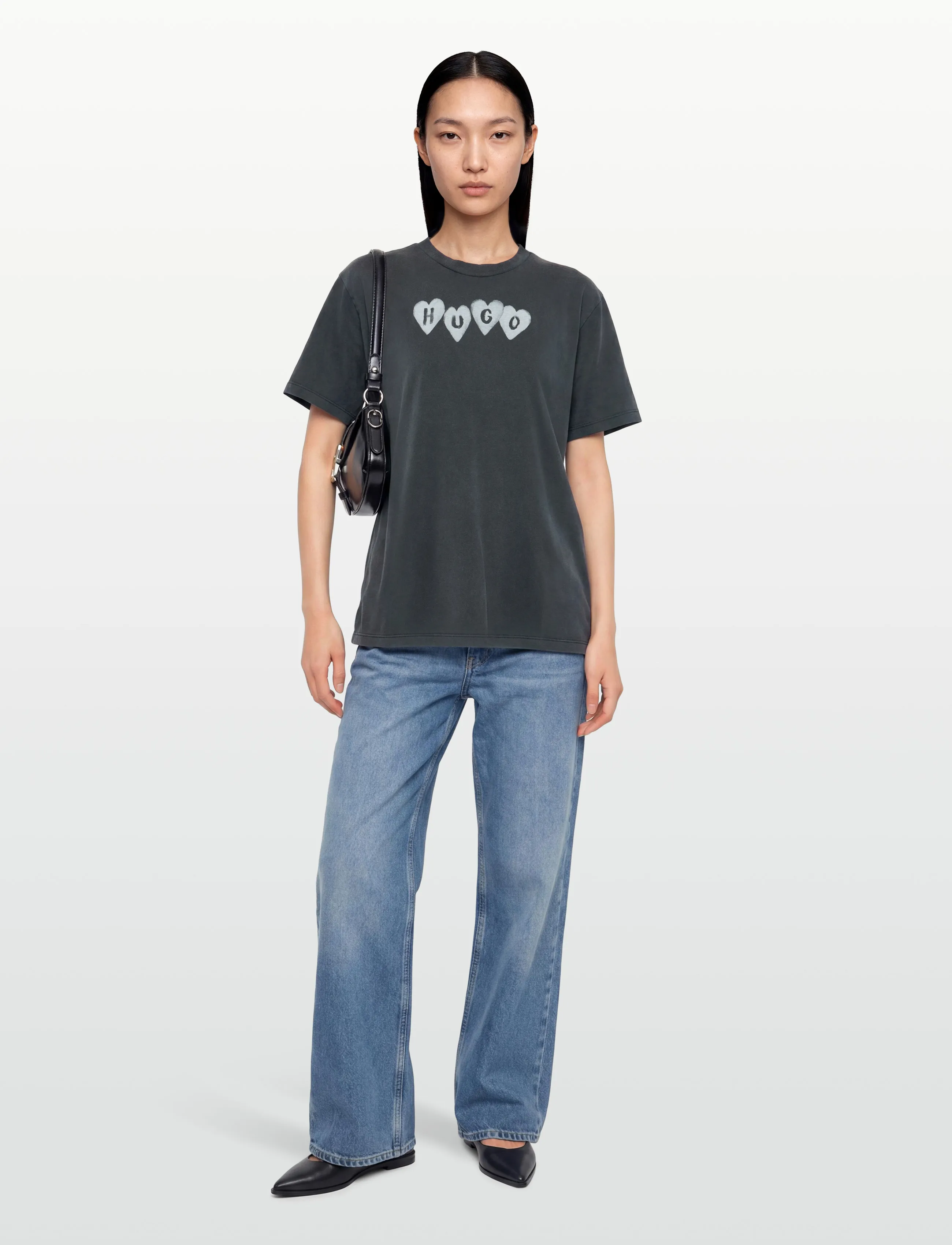 HUGO - Vintage Tee_22 - t-shirts - black - 0