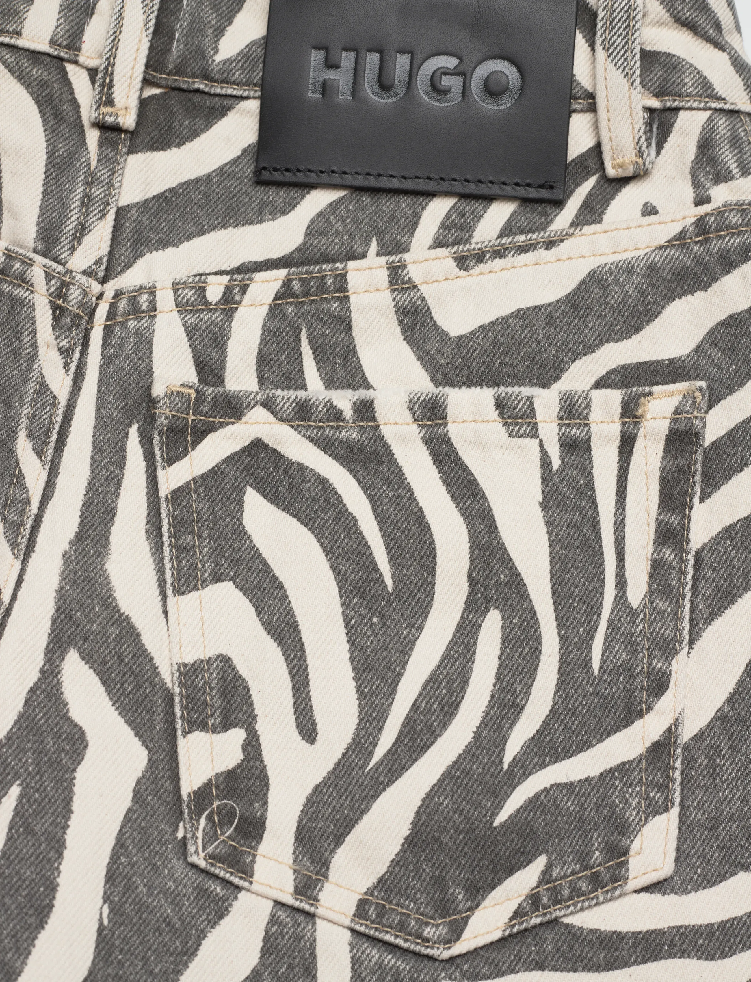 HUGO - Gimine_6 - barrel jeans - open miscellaneous - 4