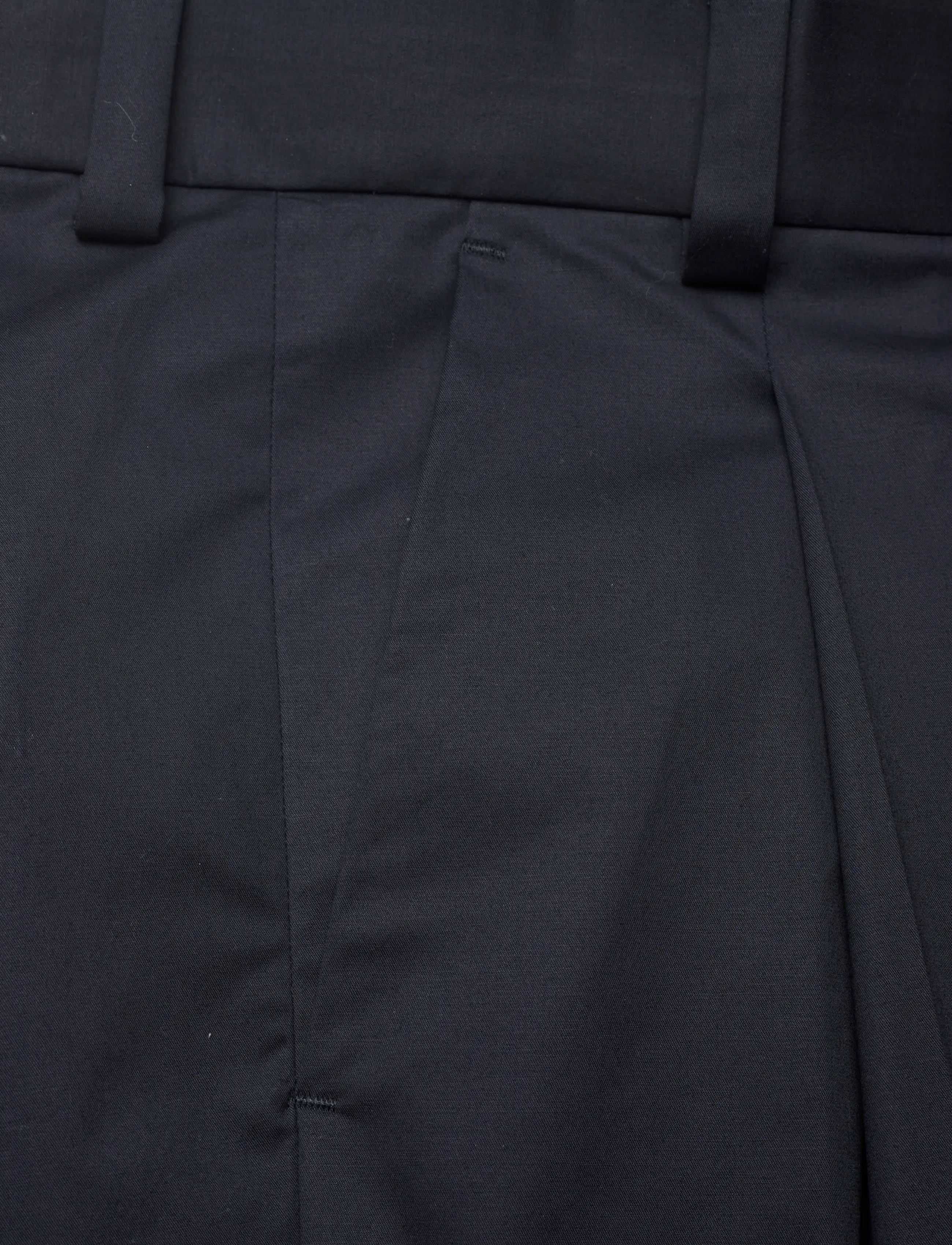 HUGO - Fery261X - lühikesed vabaajapüksid - dark blue - 2