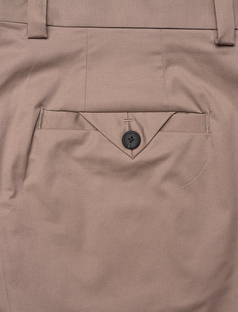 HUGO - Fery261X - casual shorts - light/pastel brown - 4