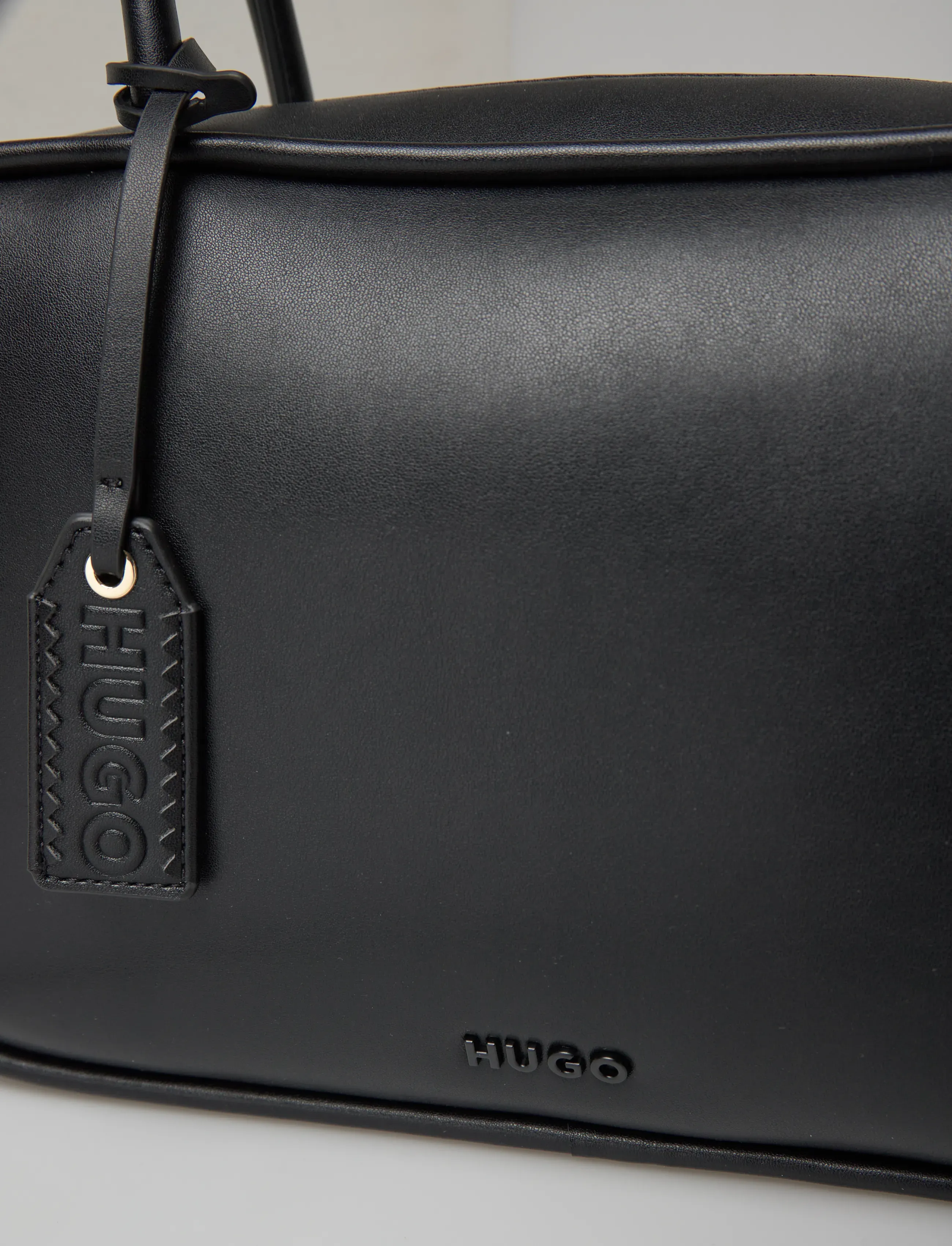 HUGO - Jodi_Duffle - sünnipäevakingitused - black - 4