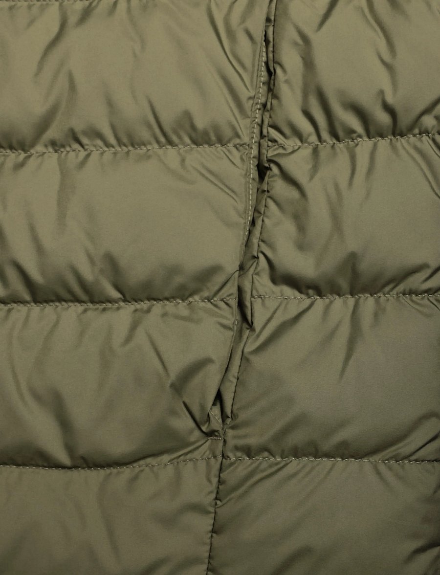 HUGO - Banks2641 - vests - open green - 3