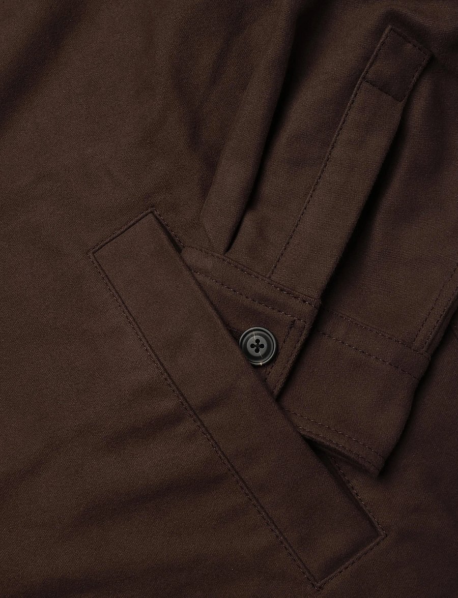HUGO - Evolo - brown overflow - 3