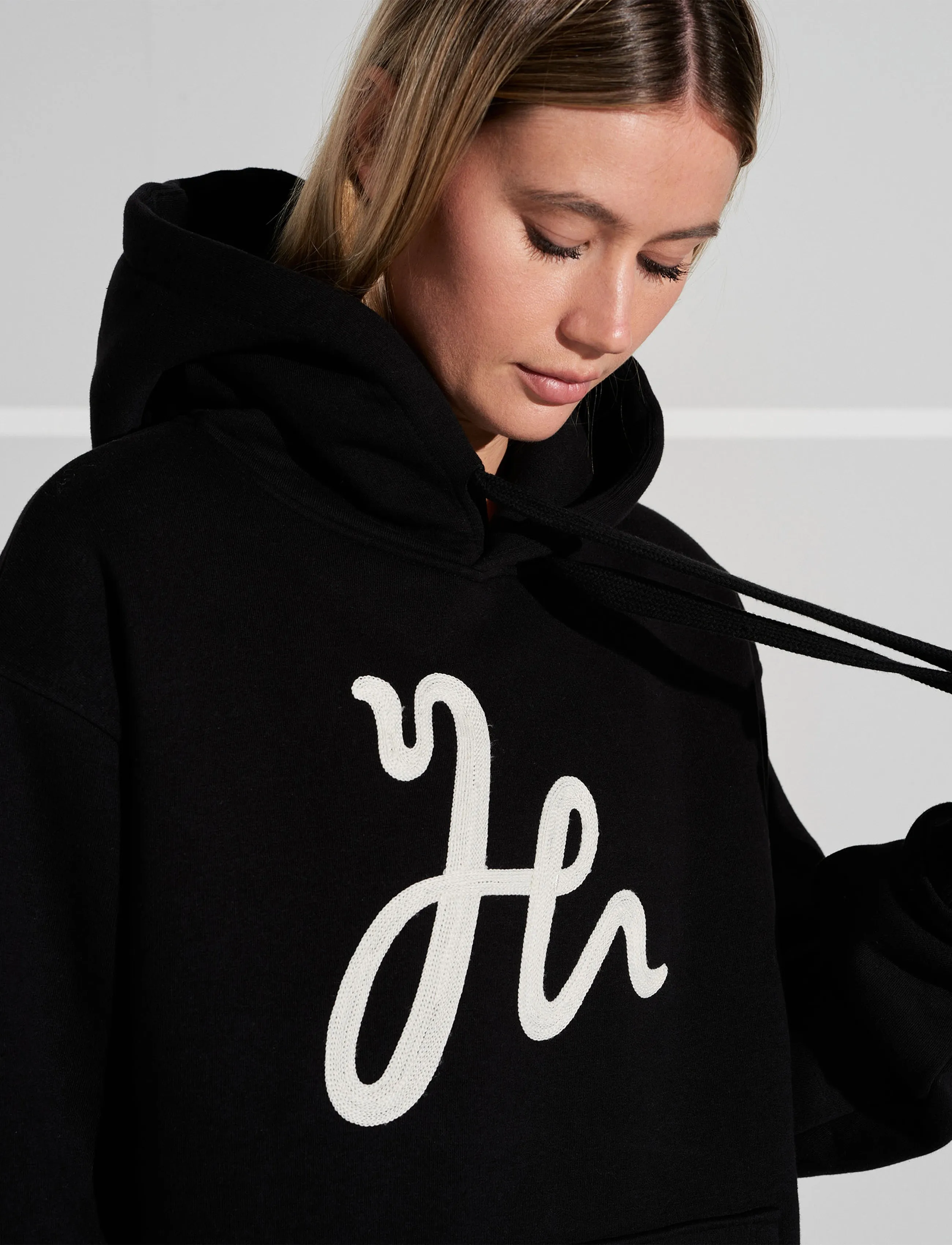 Humbleton - Denver H Embroidered Hoodie - black - 4