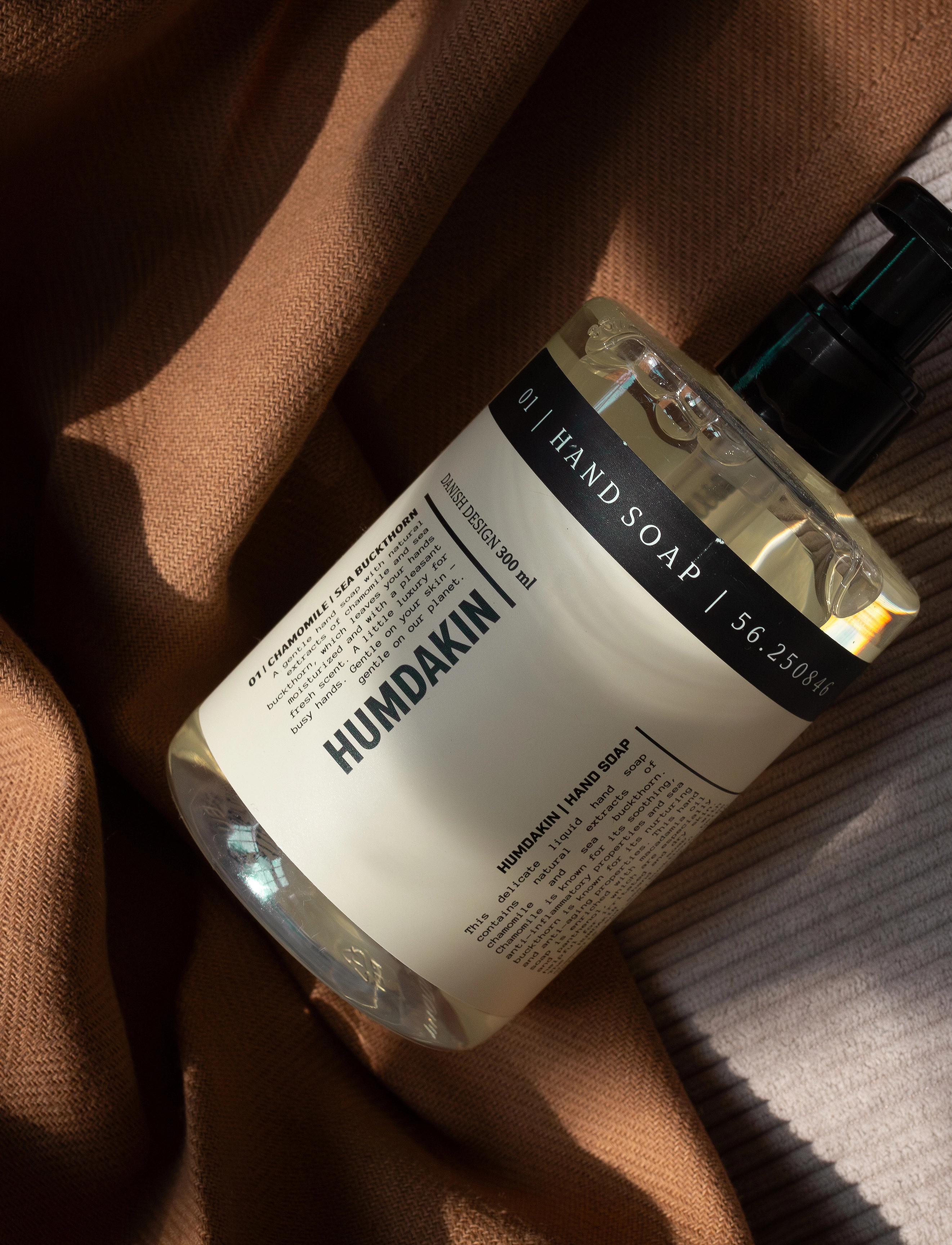 Humdakin - 01 Hand Soap - Chamomile & Sea Buck - mydła w płynie do rąk - natural - 4