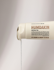 Humdakin - Hand and Body Scrub - 250 ml - skrubb - black - 2