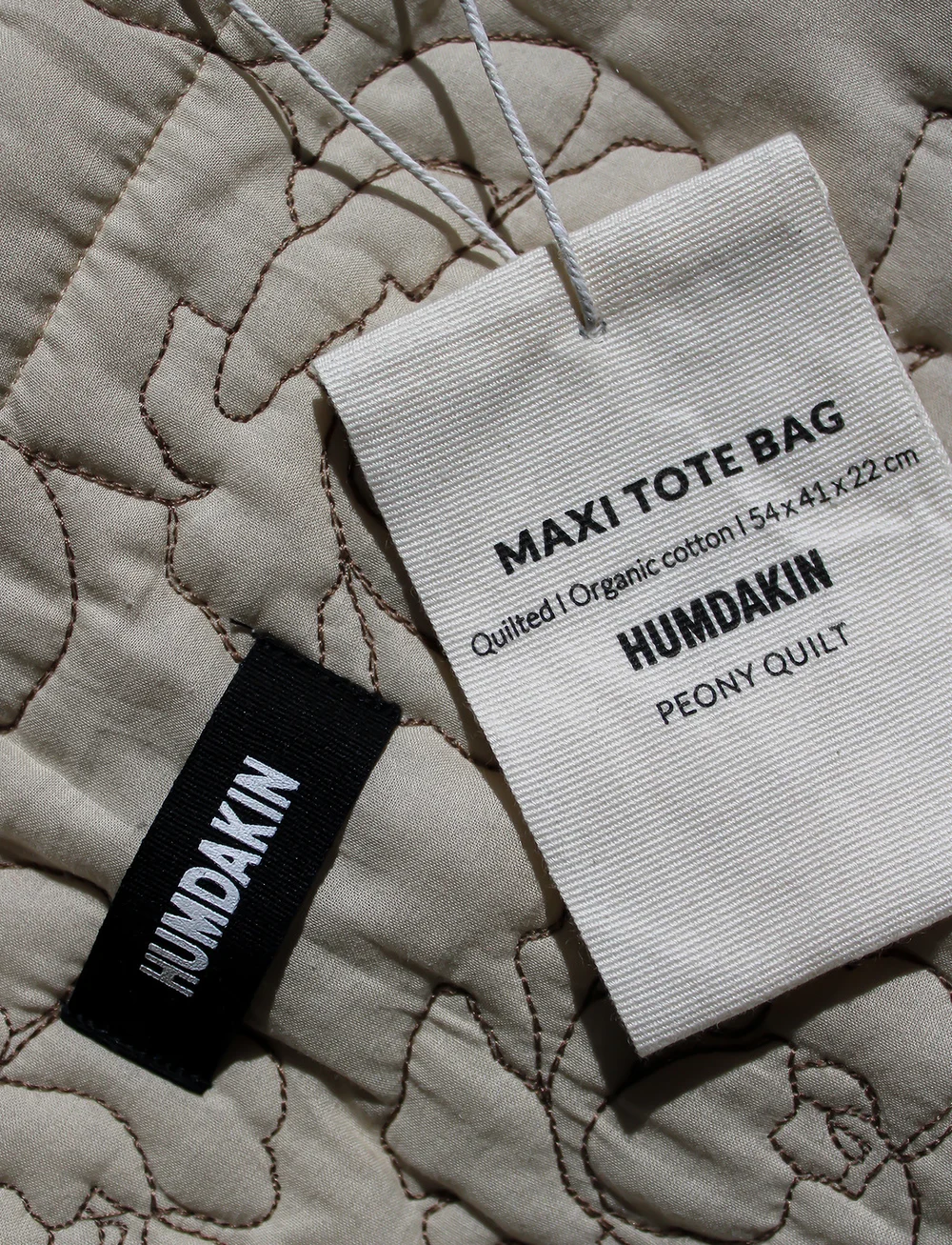 Humdakin - Maxi Tote Bag - tote bags - light stone - peony quilt - 4