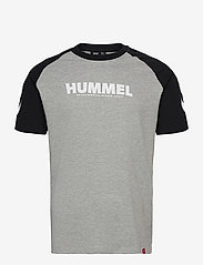 Hummel - hmlLEGACY BLOCKED T-SHIRT - zemākās cenas - grey melange - 0