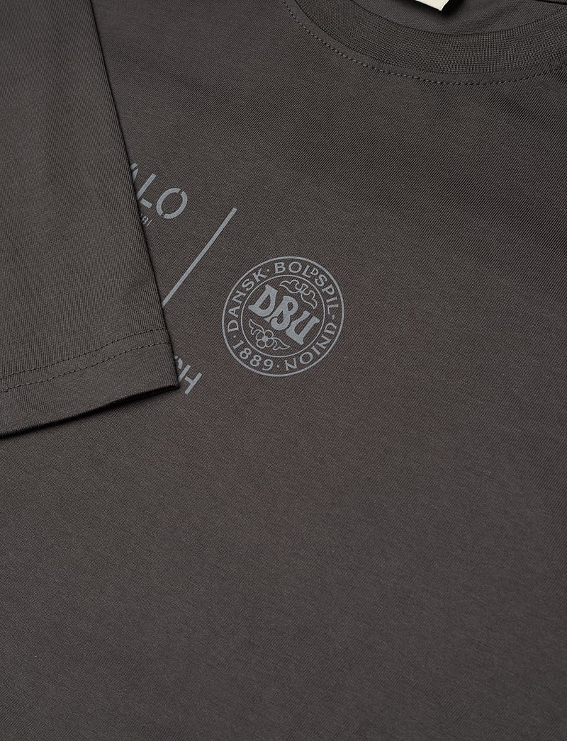 Hummel - HALO DBU LS GRAPHIC T-SHIRT - långärmade tröjor - raven - 2