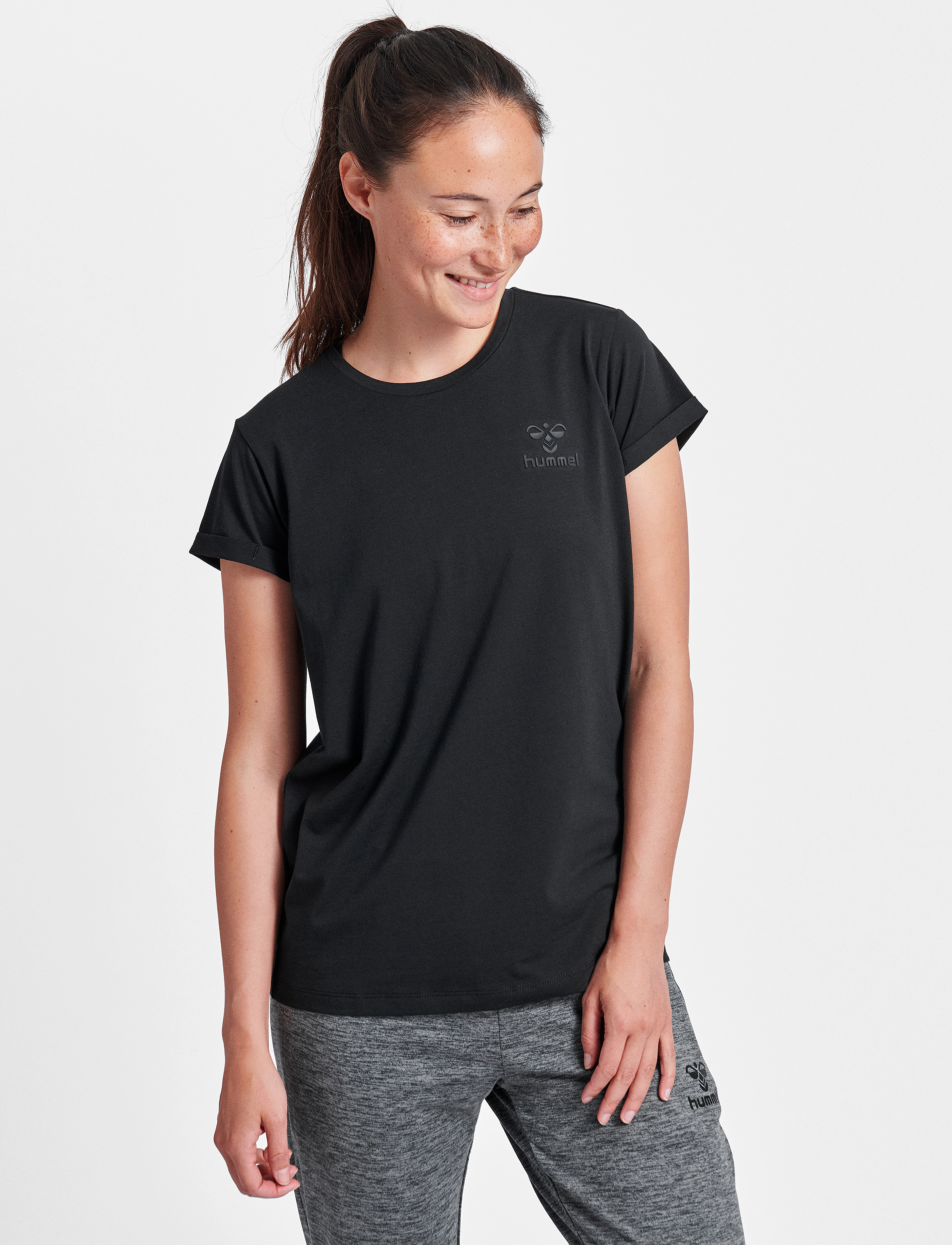 Hummel - HMLISOBELLA T-SHIRT S/S - black - 5