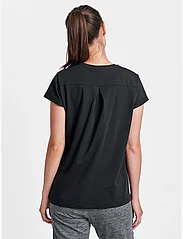 Hummel - HMLISOBELLA T-SHIRT S/S - t-shirts - black - 3