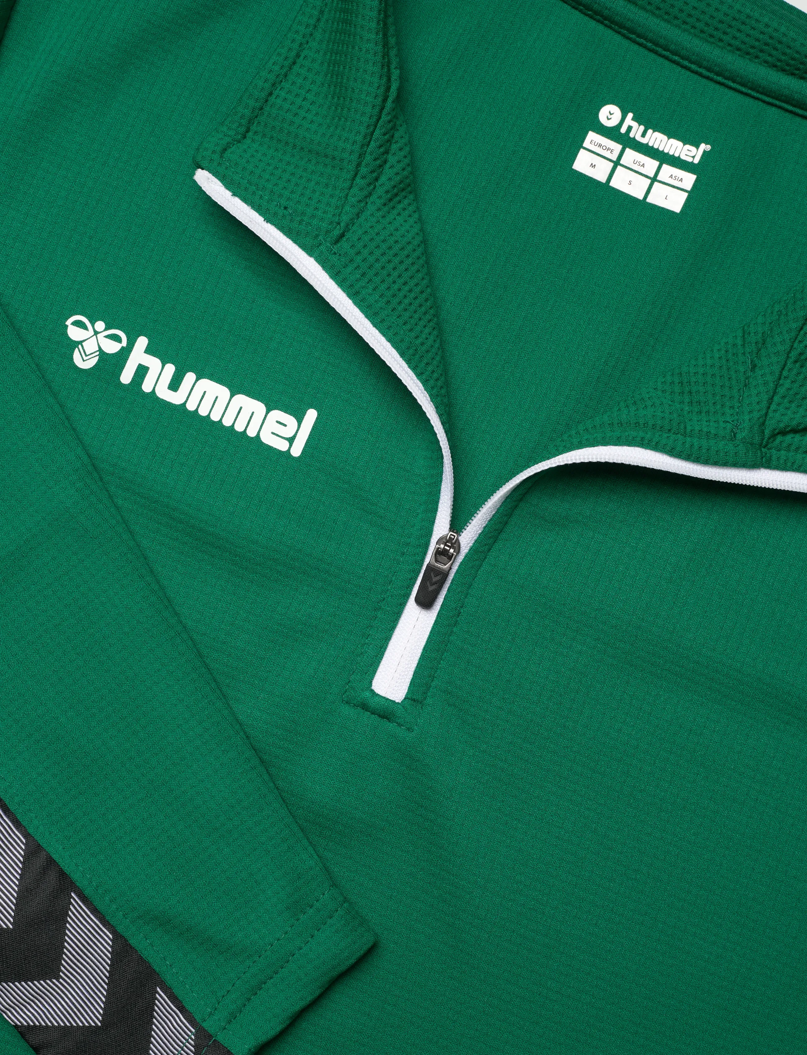 Hummel - hmlAUTHENTIC HALF ZIP SWEATSHIRT WOMAN - Överdelar - evergreen - 2