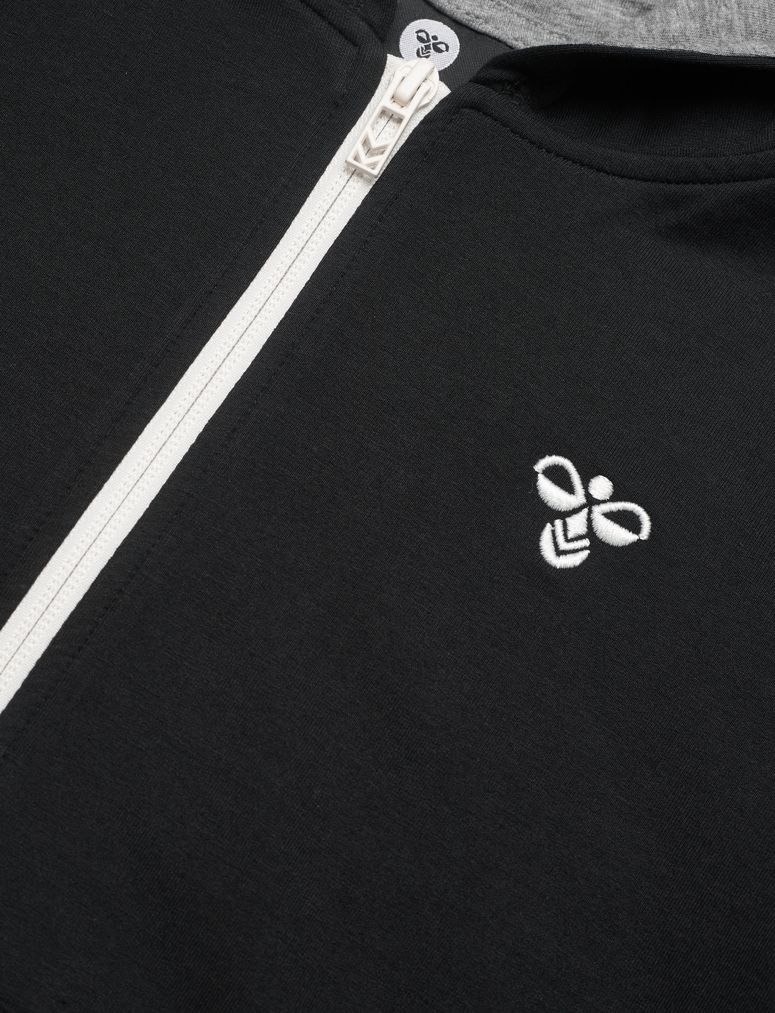 Hummel - hmlPLESS ZIP HOODIE - black - 2
