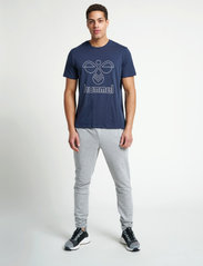 Hummel - hmlPETER T-SHIRT S/S - lowest prices - blue nights - 3