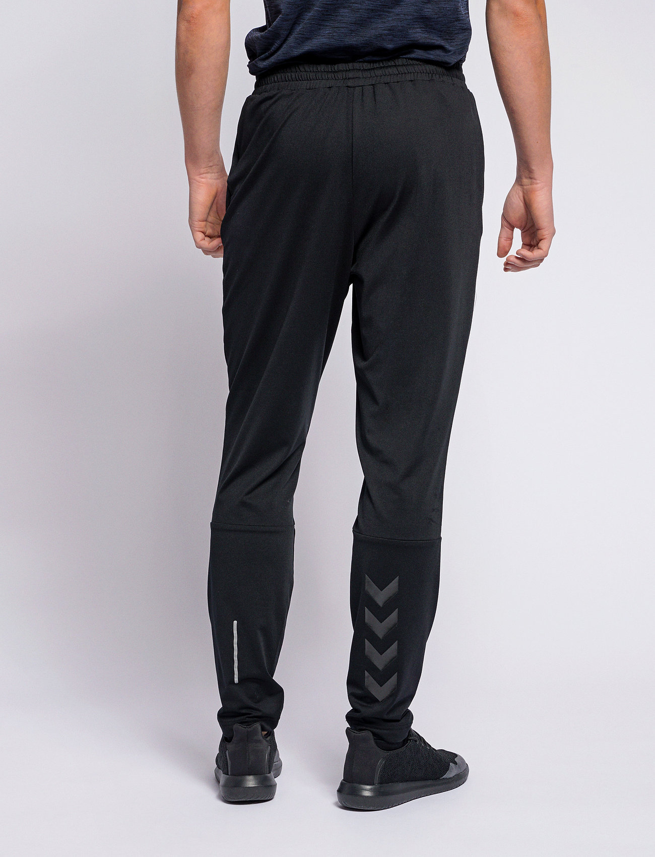 Hummel - hmlASTON TAPERED PANTS - black - 4