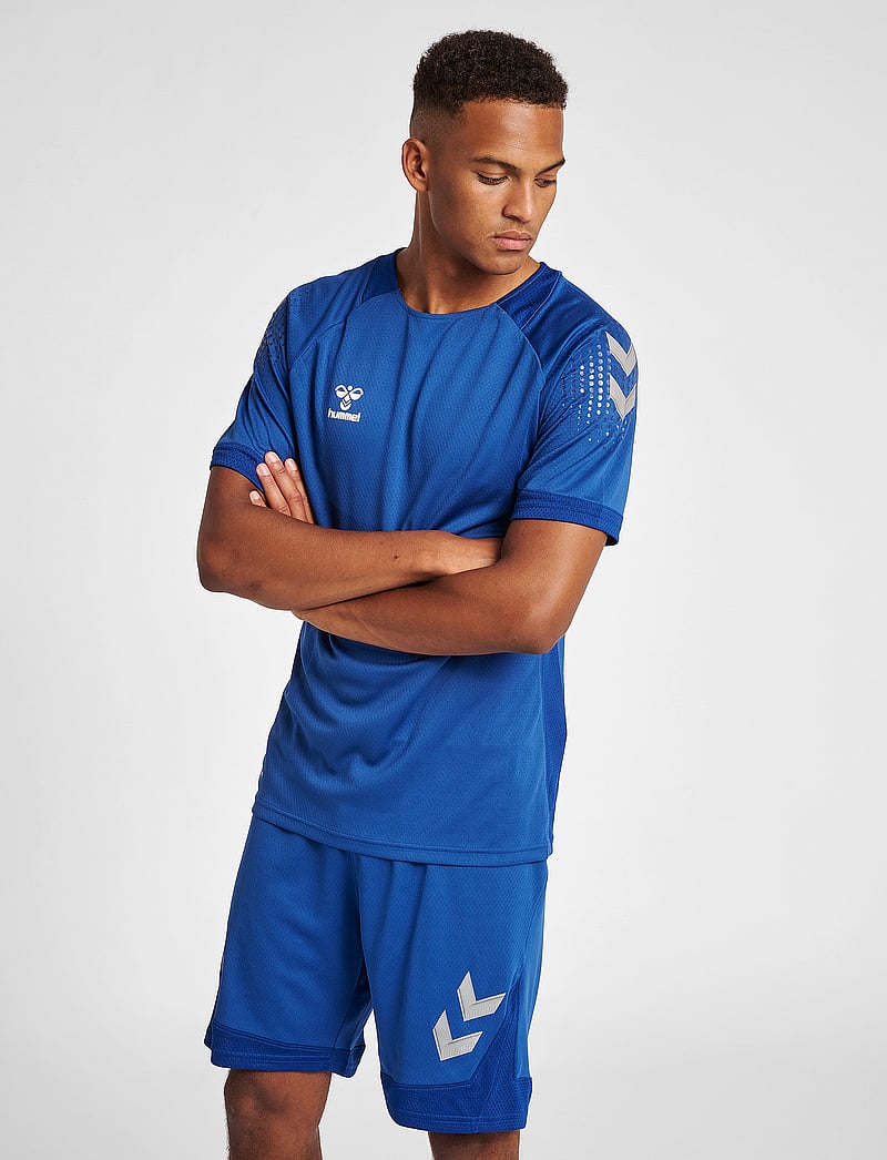 Hummel - hmlLEAD S/S POLY JERSEY - t-shirts - true blue - 3