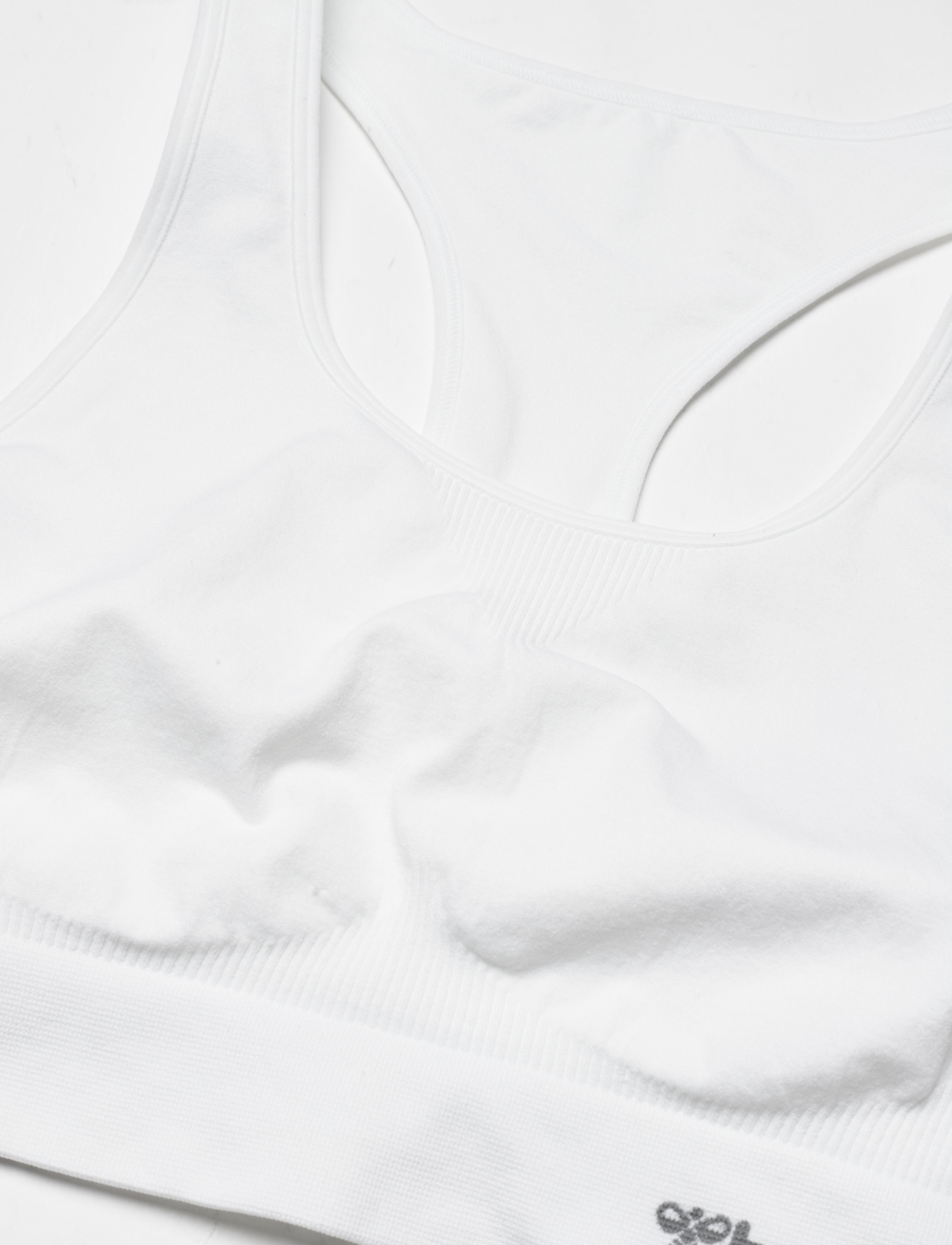 Hummel - hmlTIF SEAMLESS SPORTS TOP - medium støtte - white - 5