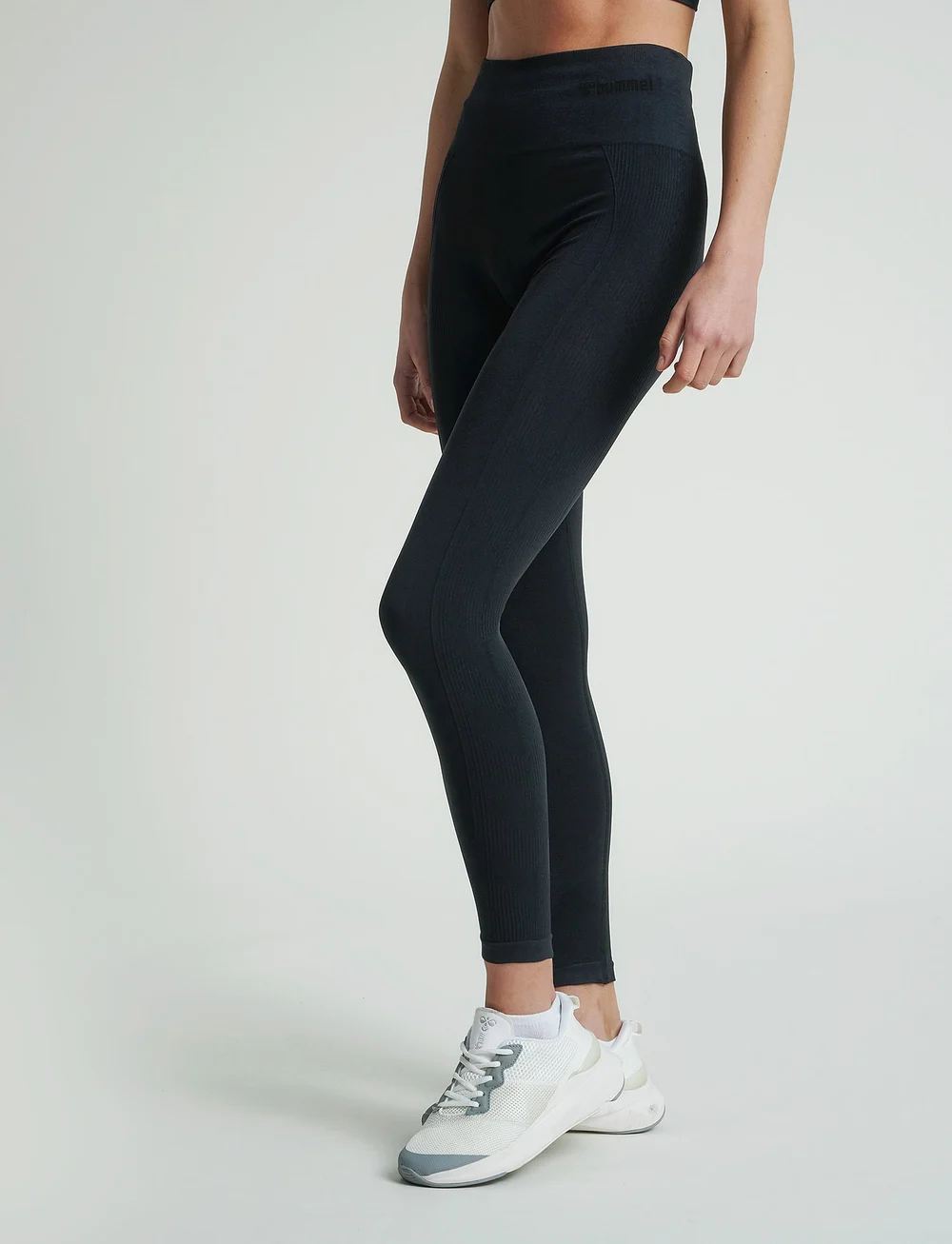 Hummel - hmlTIF SEAMLESS HIGH WAIST TIGHTS - fuld længde - black - 0