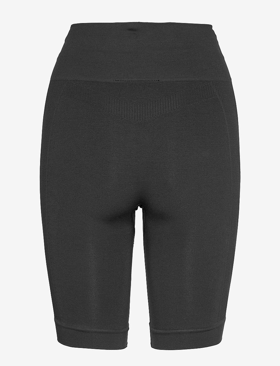 Hummel - hmlTIF SEAMLESS CYLING SHORTS - 1/2 länge - black - 2
