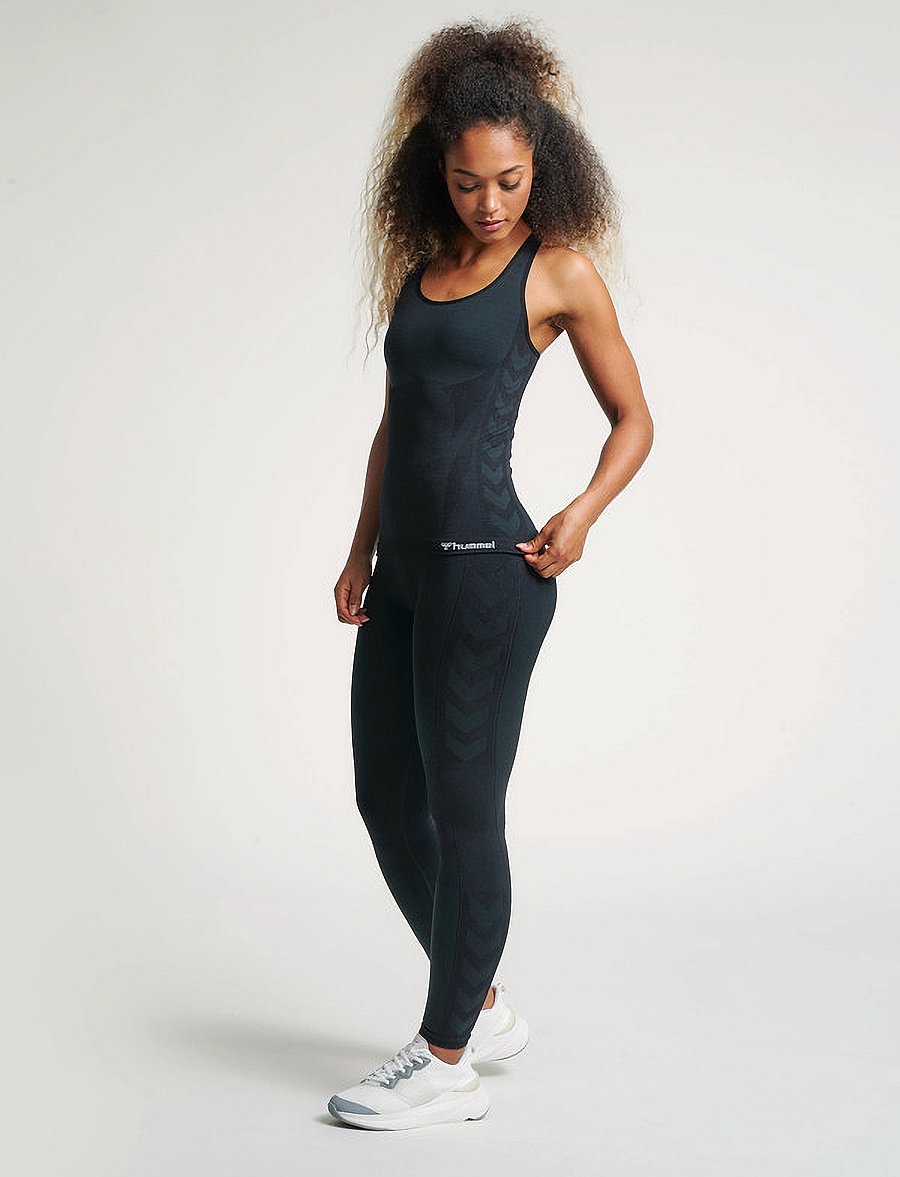 Hummel - hmlCLEA SEAMLESS TOP - tank tops - black melange - 3
