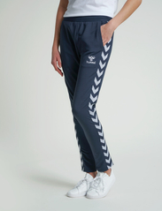 Hummel - hmlNELLY 2.0 TAPERED PANTS - collegehousut - blue nights - 4