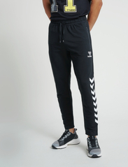 Hummel - hmlRAY 2.0 TAPERED PANTS - lowest prices - black - 2